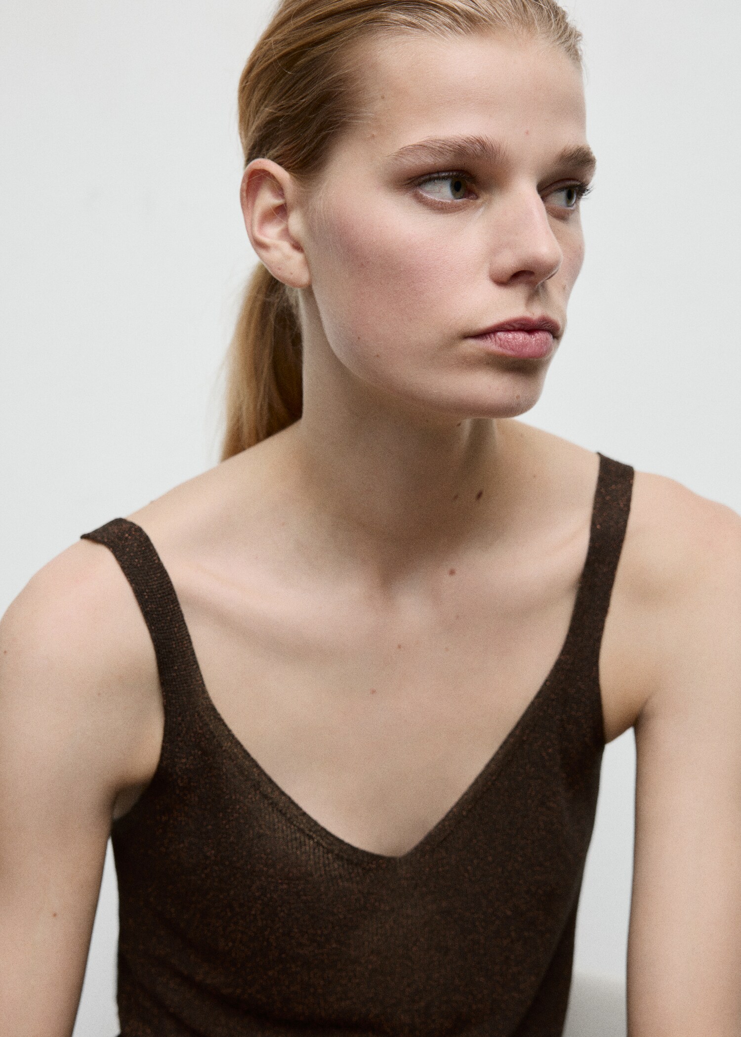 Top punt lúrex escot en punta - Detall de l'article 1