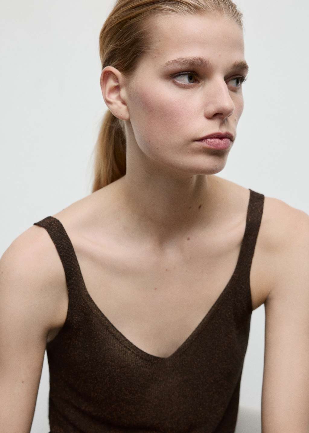 Lurex knitted V-neck top