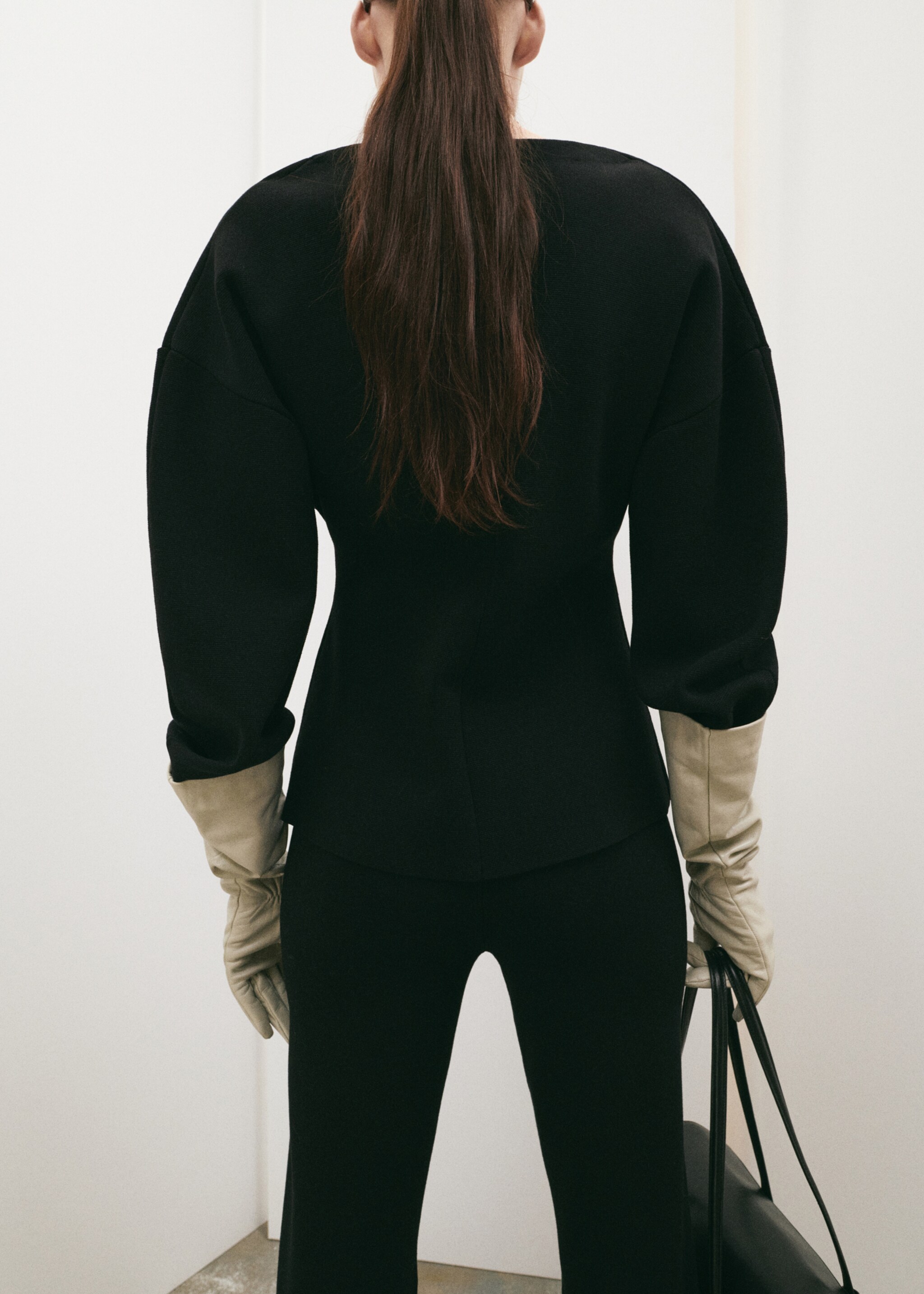 Oversized V-neck cardigan - Reverse of the article, Black. Ref: 27071270-00.