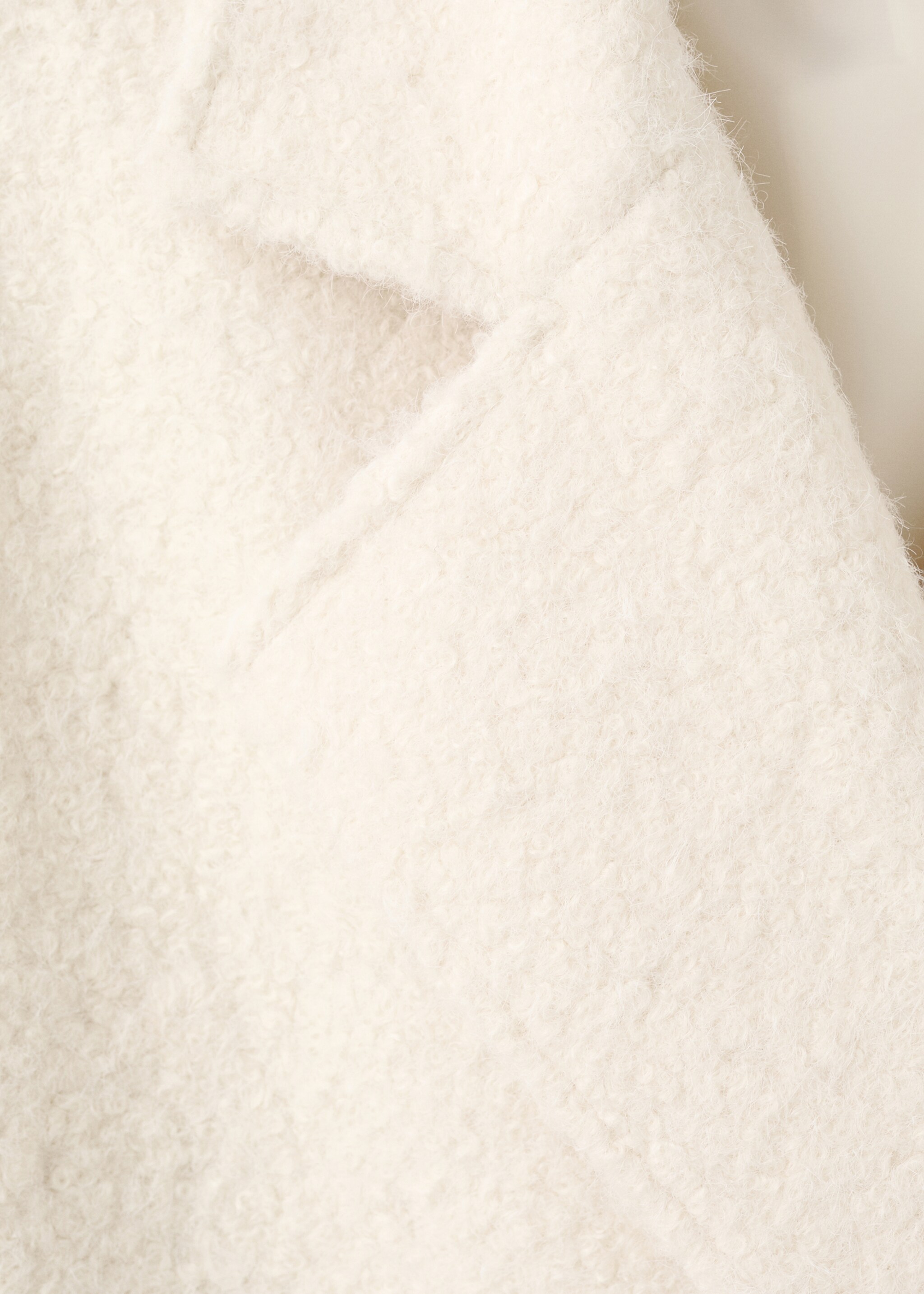 Lapels bouclé coat - Details of the article 8, Ecru. Ref: 27071273-00.