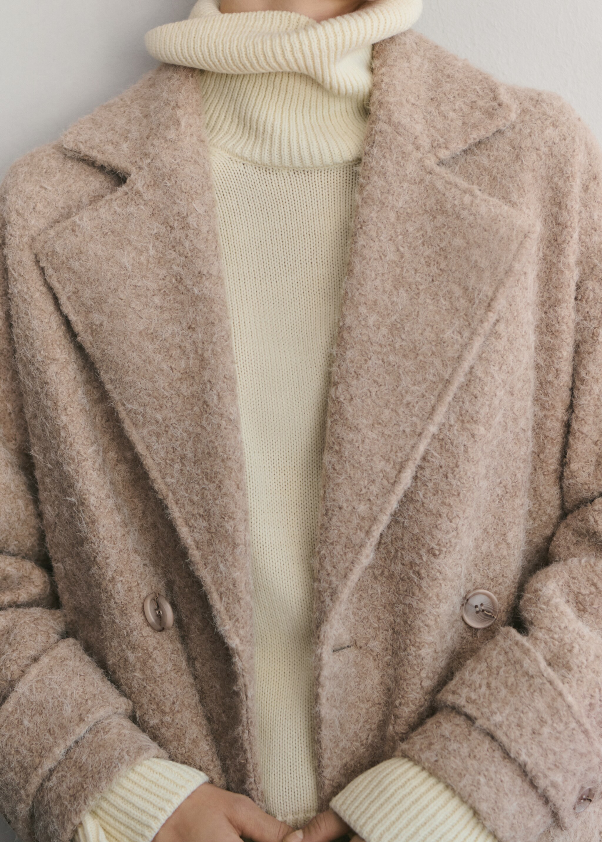 Lapels bouclé coat - Details of the article 1, Beige. Ref: 27071273-00.