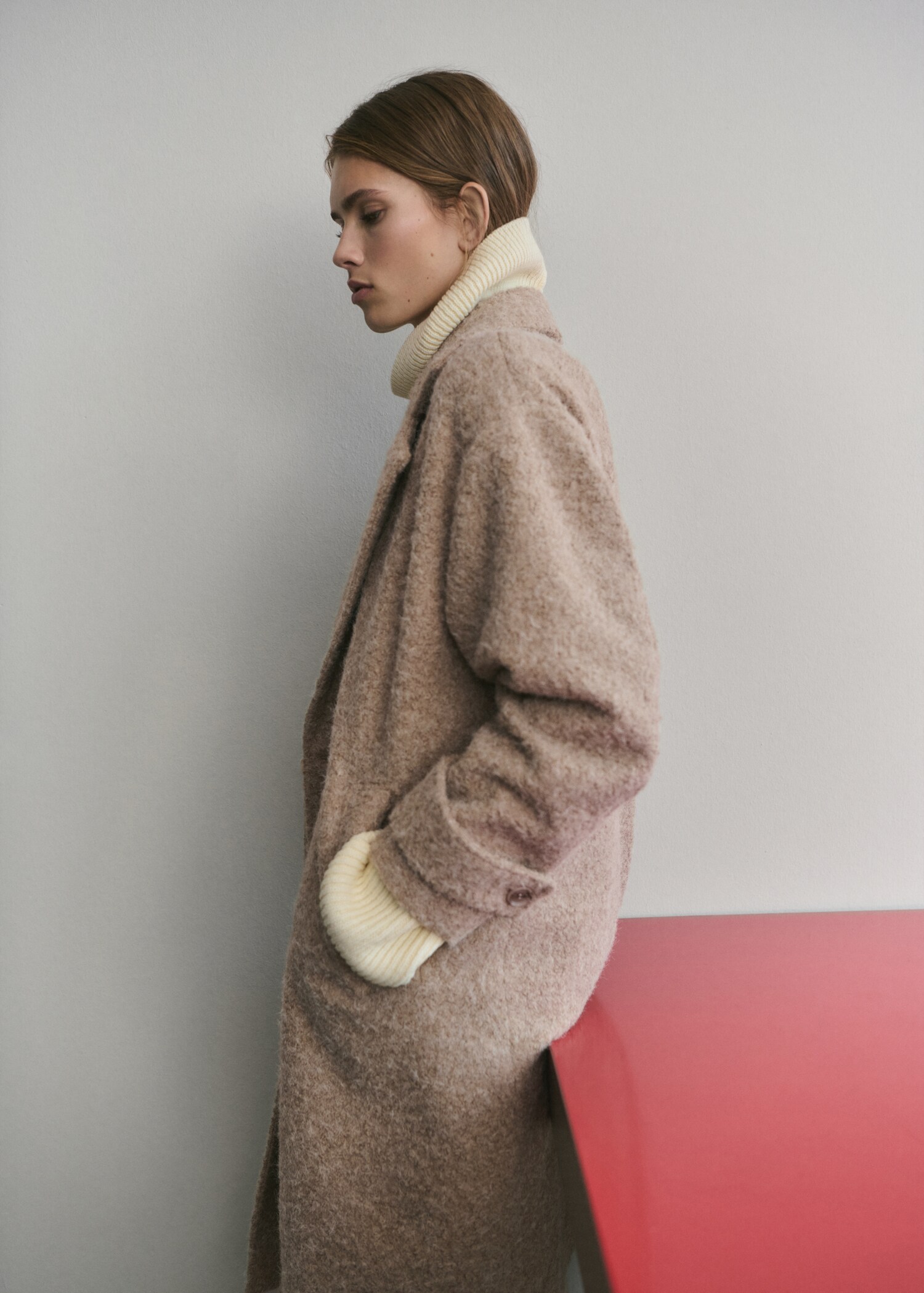 Lapels bouclé coat - Details of the article 2