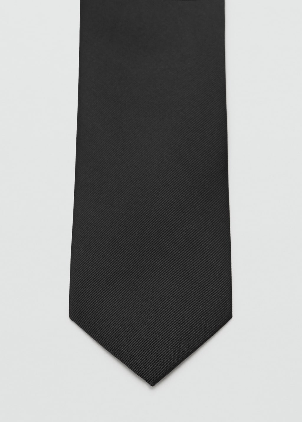 Smooth micro-structured tie
