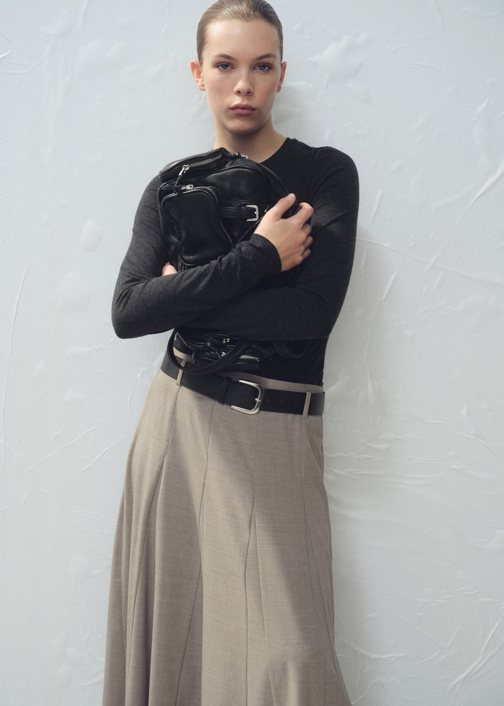 A-line skirt with godets and belt - Medium plane, Grey. Ref: 27071279-00.