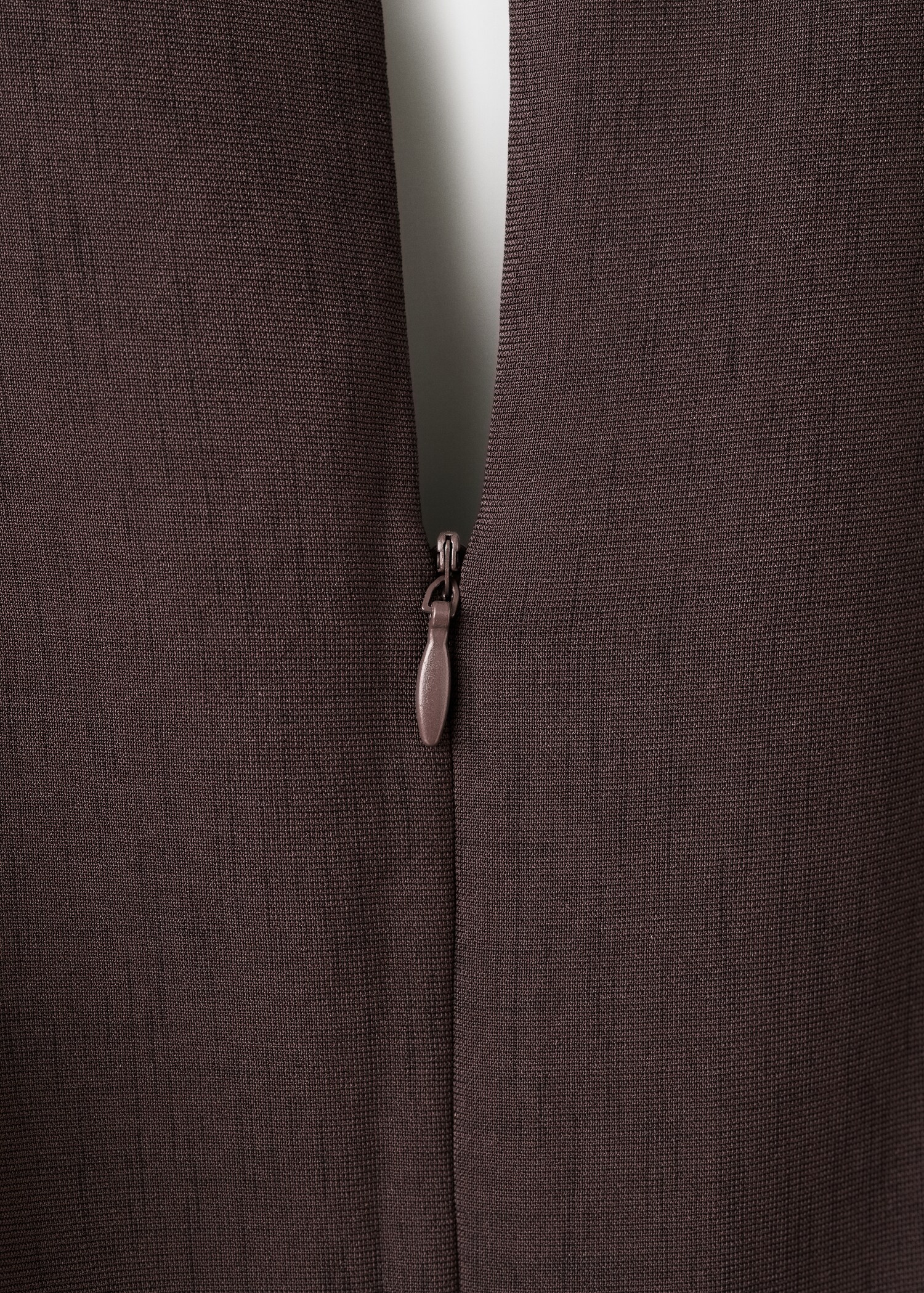 Pleated jumpsuit with belt - Details of the article 0