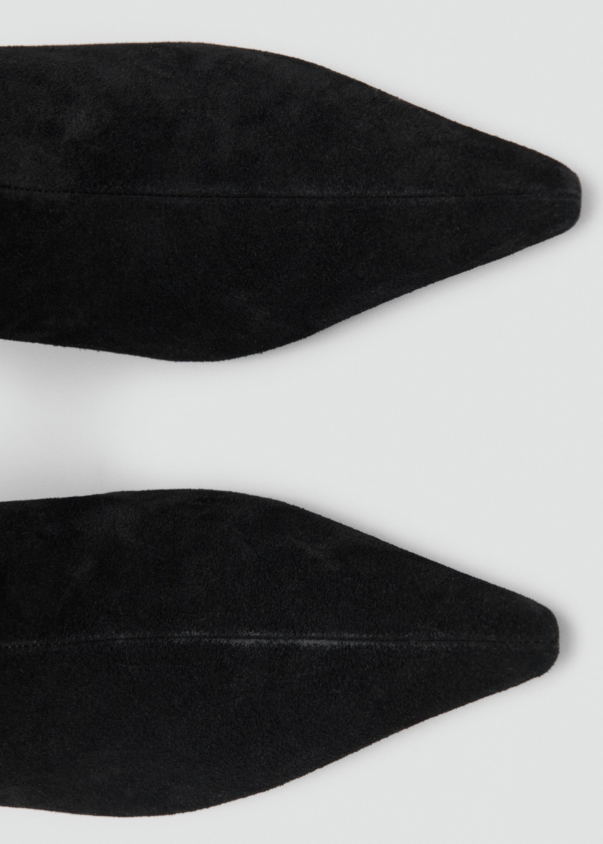Suede ankle boots with pointed toe and heel - Details of the article 2, Black. Ref: 27071283-00.