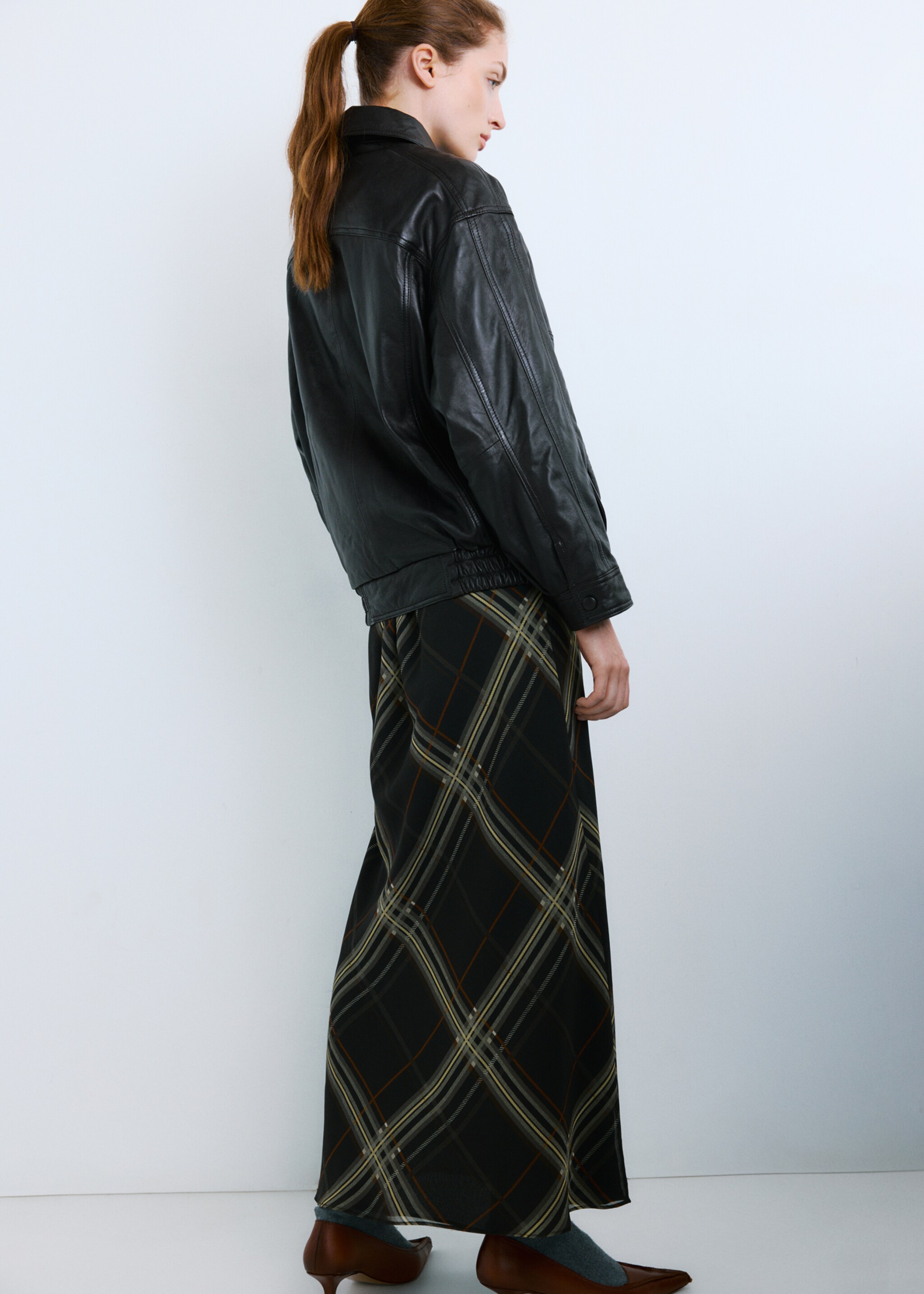 Blouson oversize cuir - Verso de l’article, Marron. Ref: 27071285-00.