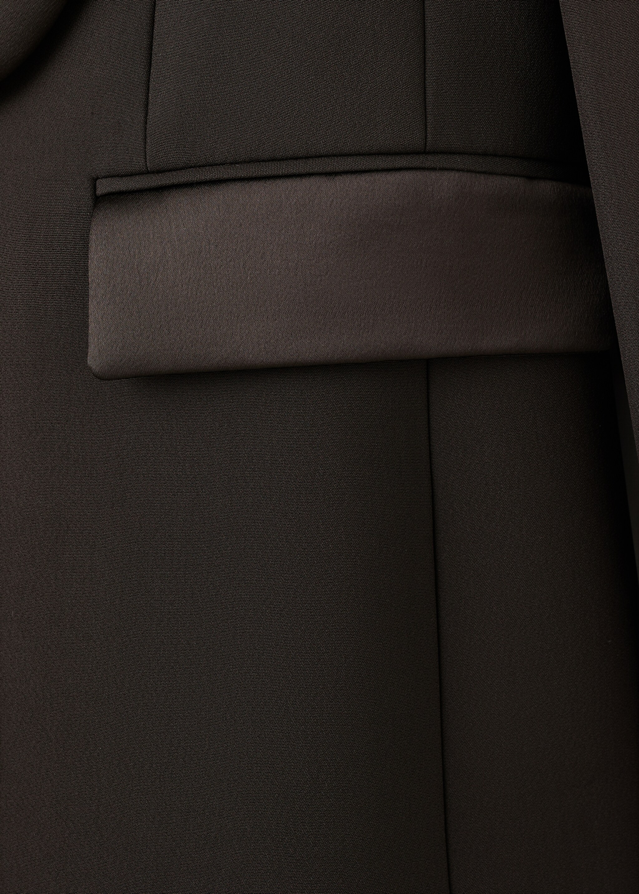 Blazer met satijnen revers - Detail van het artikel 0, Bruin. Ref: 27071287-00.