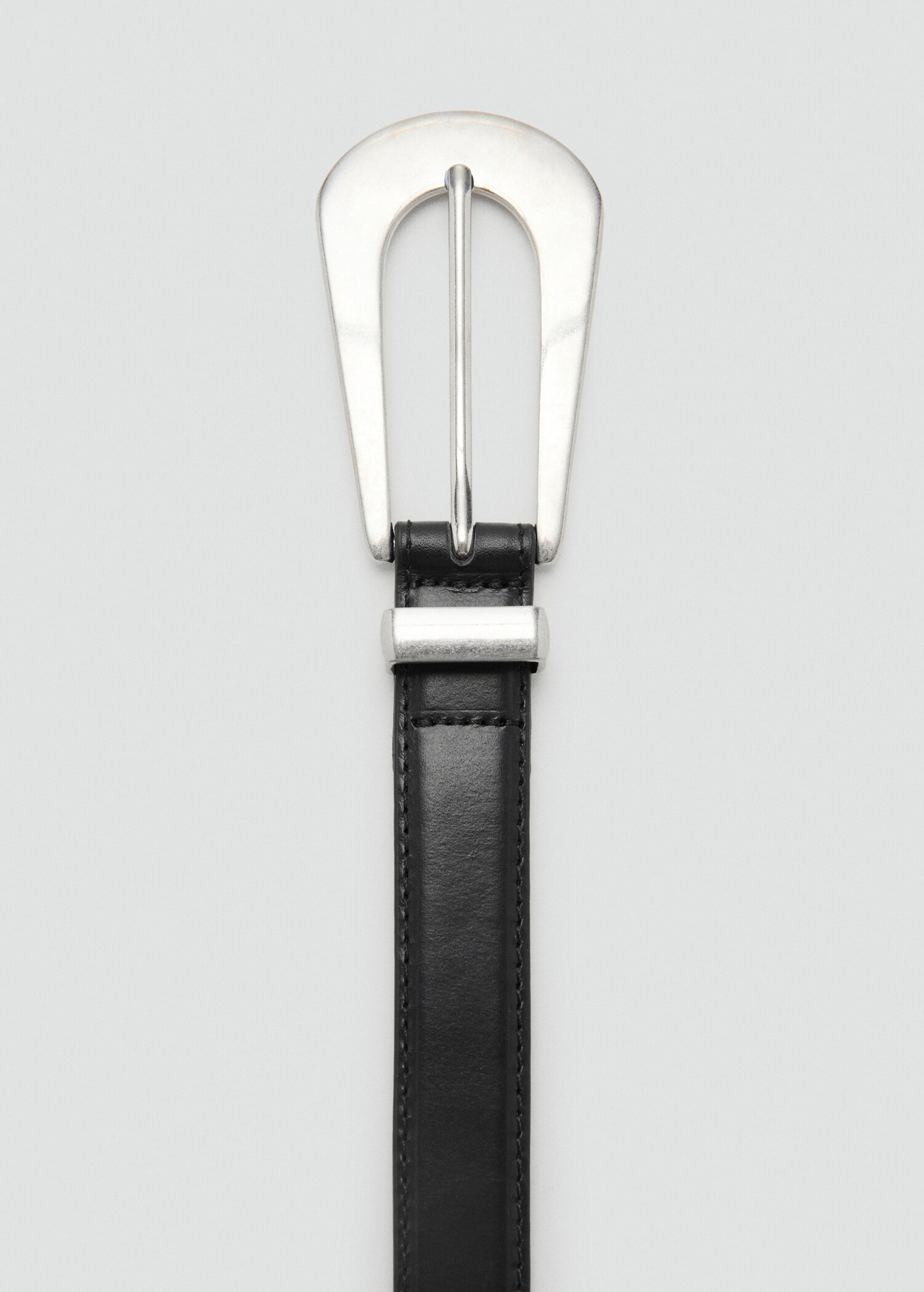 Leather belt with oval buckle - Medium plane