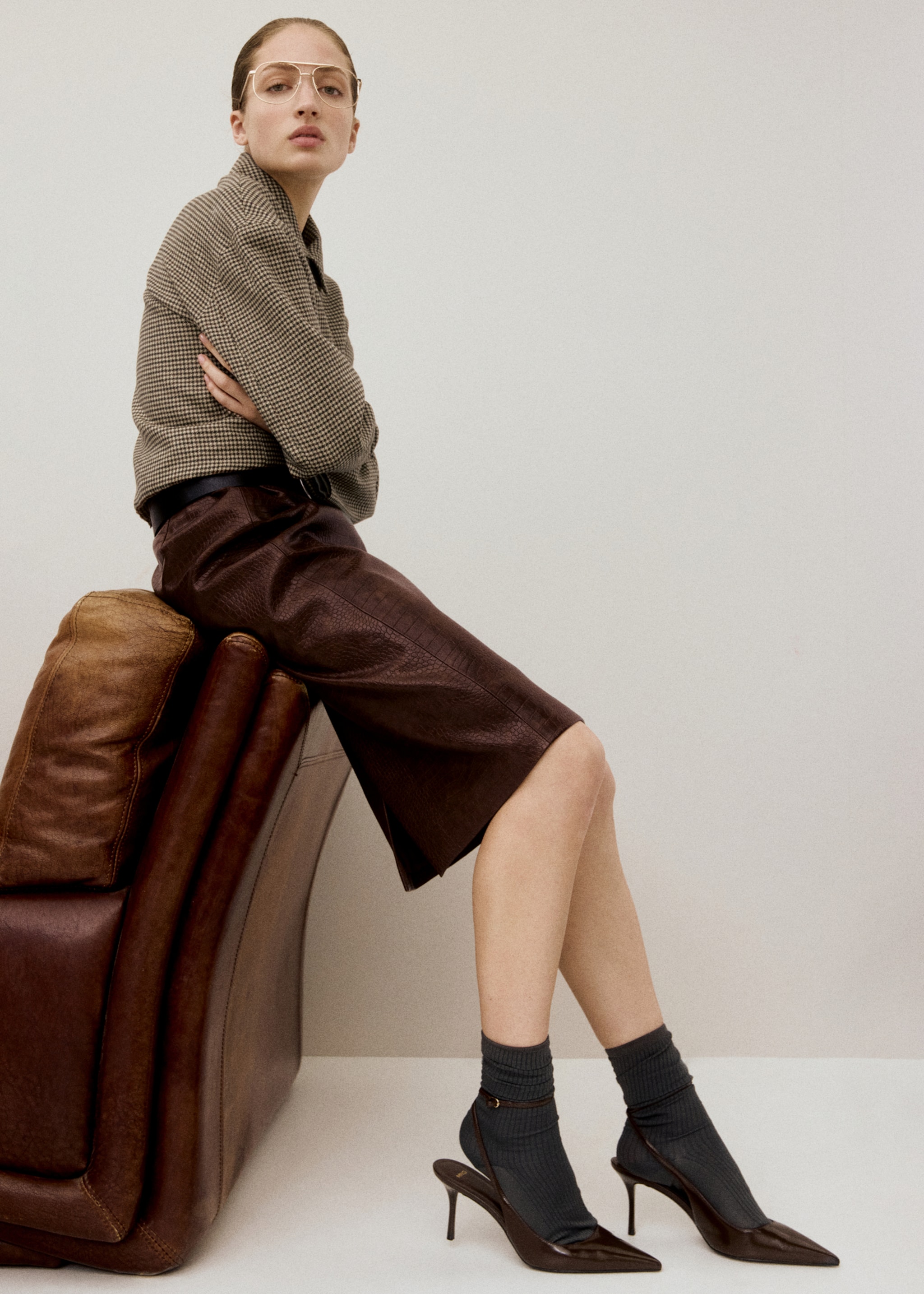 Jupe midi cuir synthétique croco - Détail de l'article 1, Marron. Ref: 27071296-00.