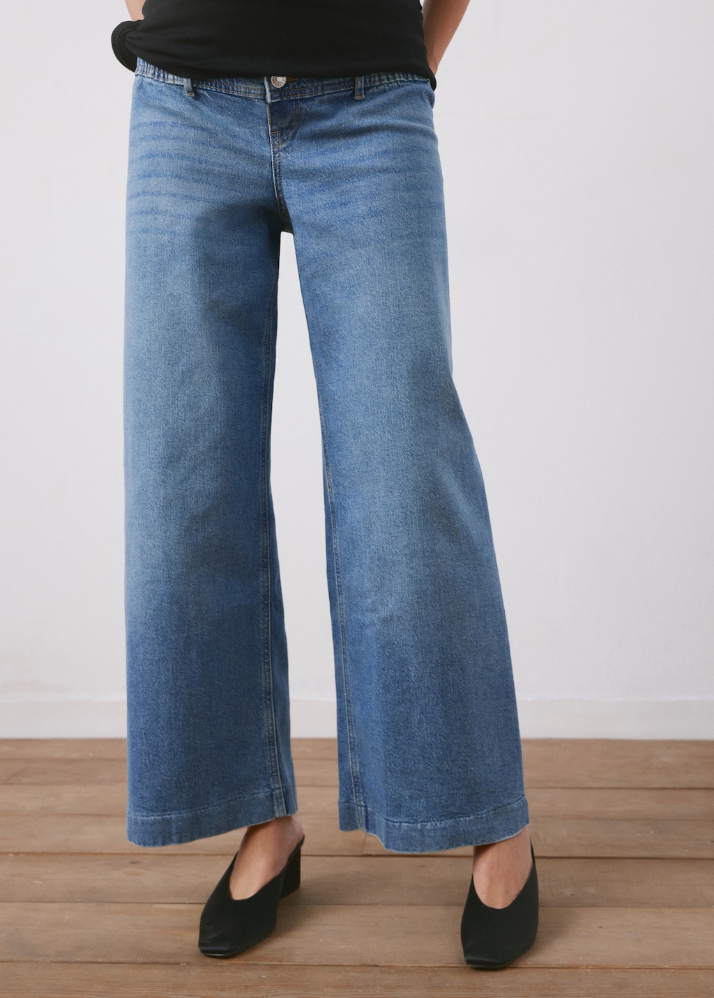 Wide leg maternity jeans - image 3