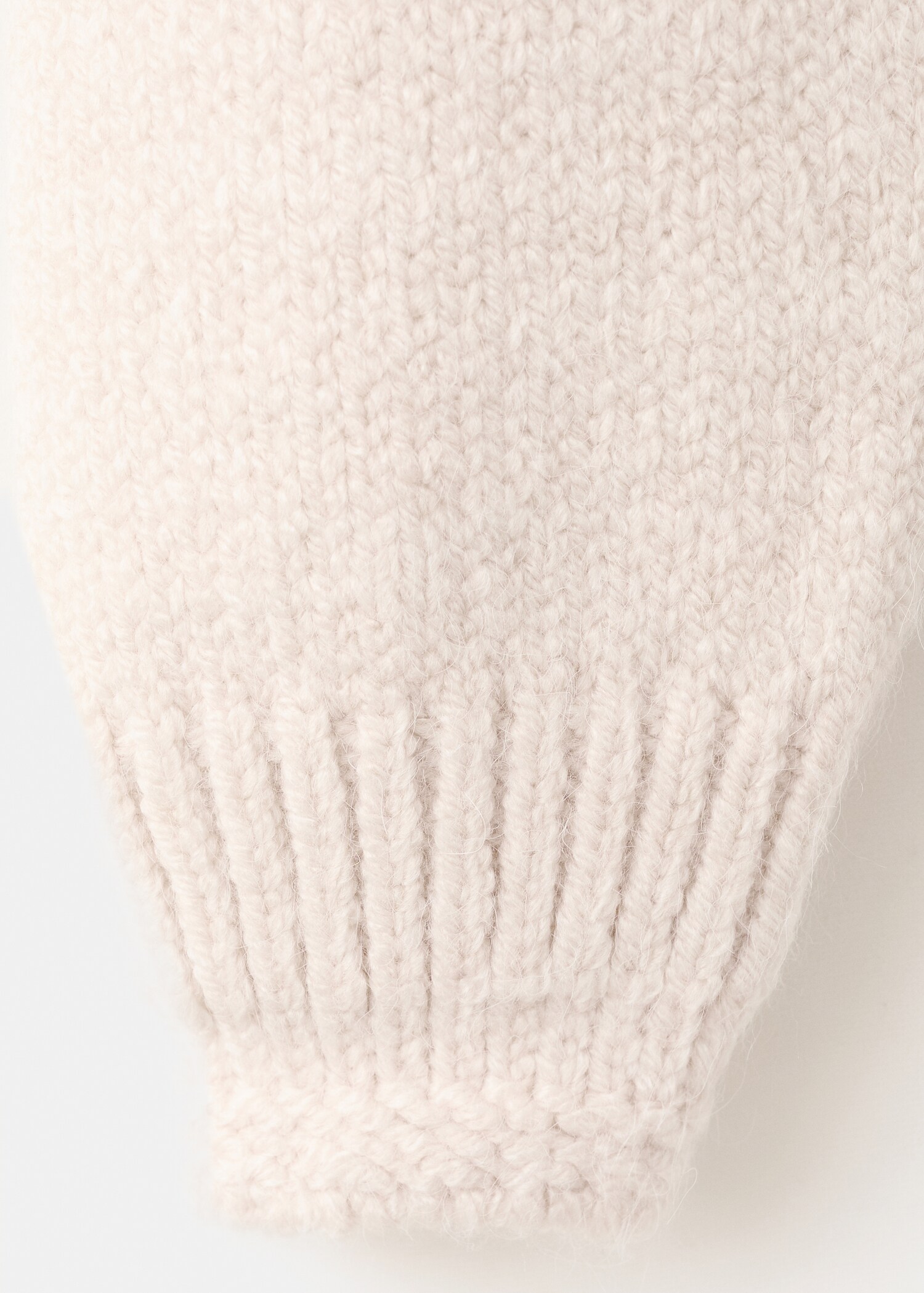 Knitted button cardigan - Details of the article 0