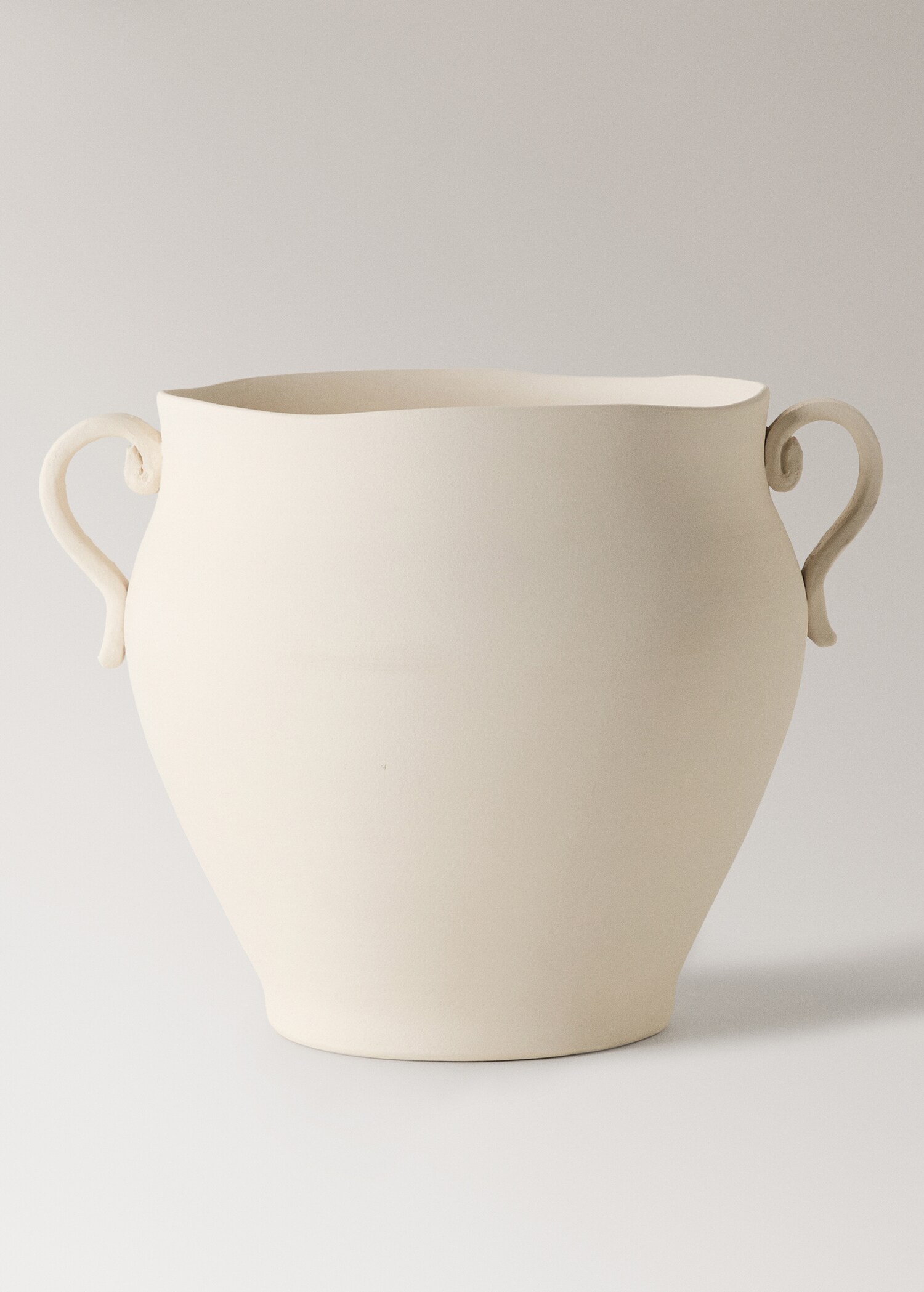 Large terracotta vase with handles - Article without model