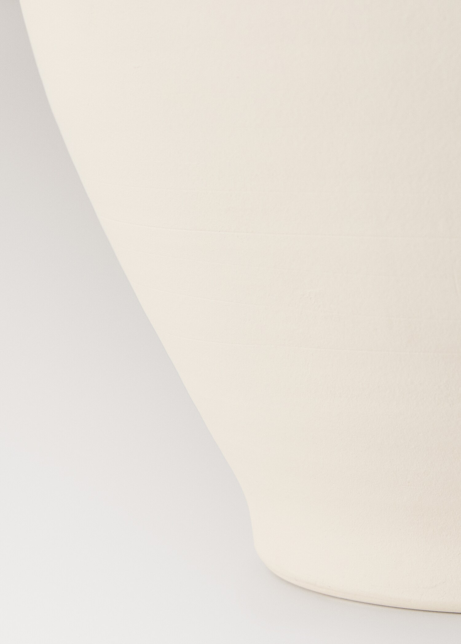 Large terracotta vase with handles - Details of the article 3