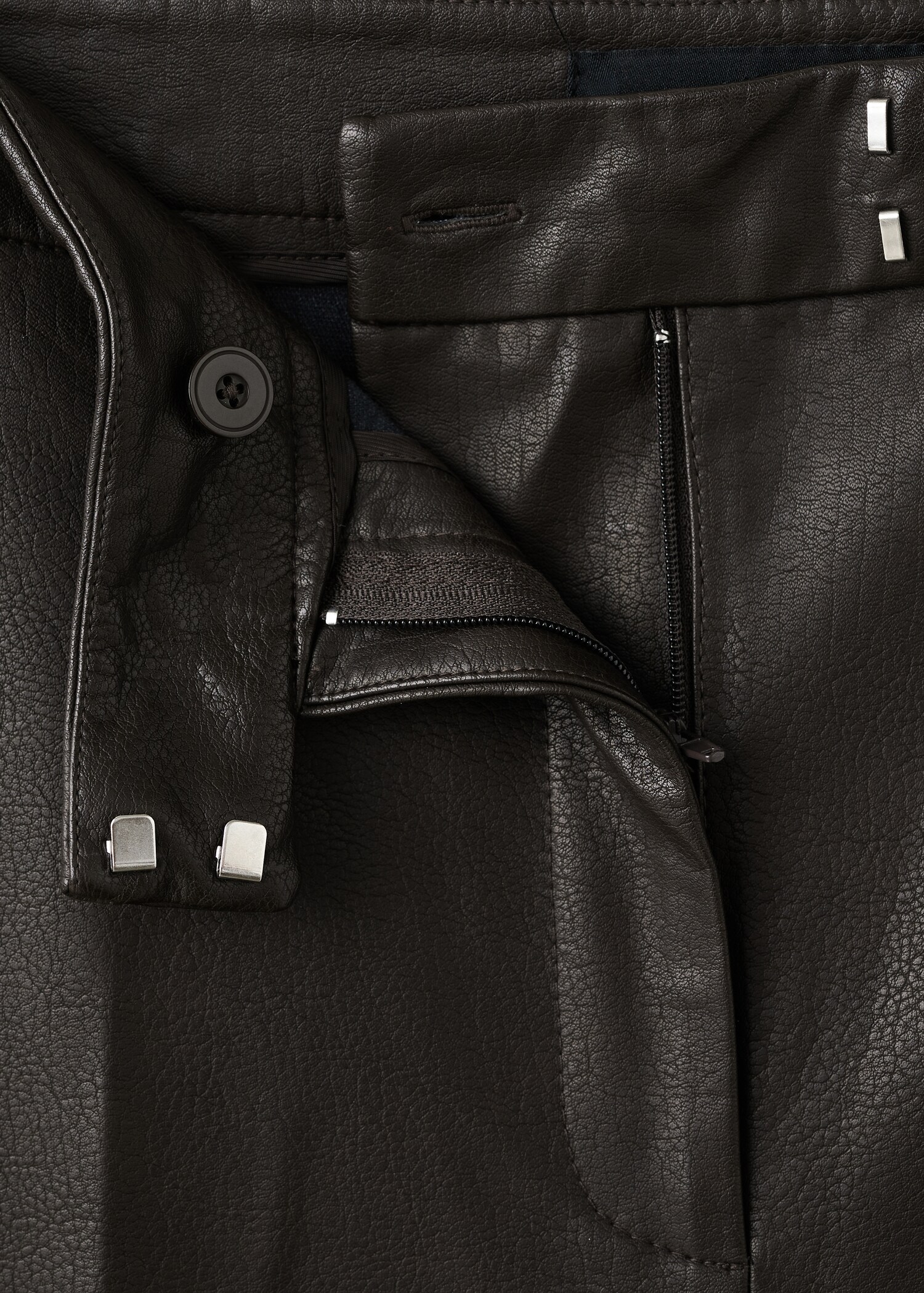 بنطلون واسع الساق بتأثير الجلد - تفاصيل المنتج 8