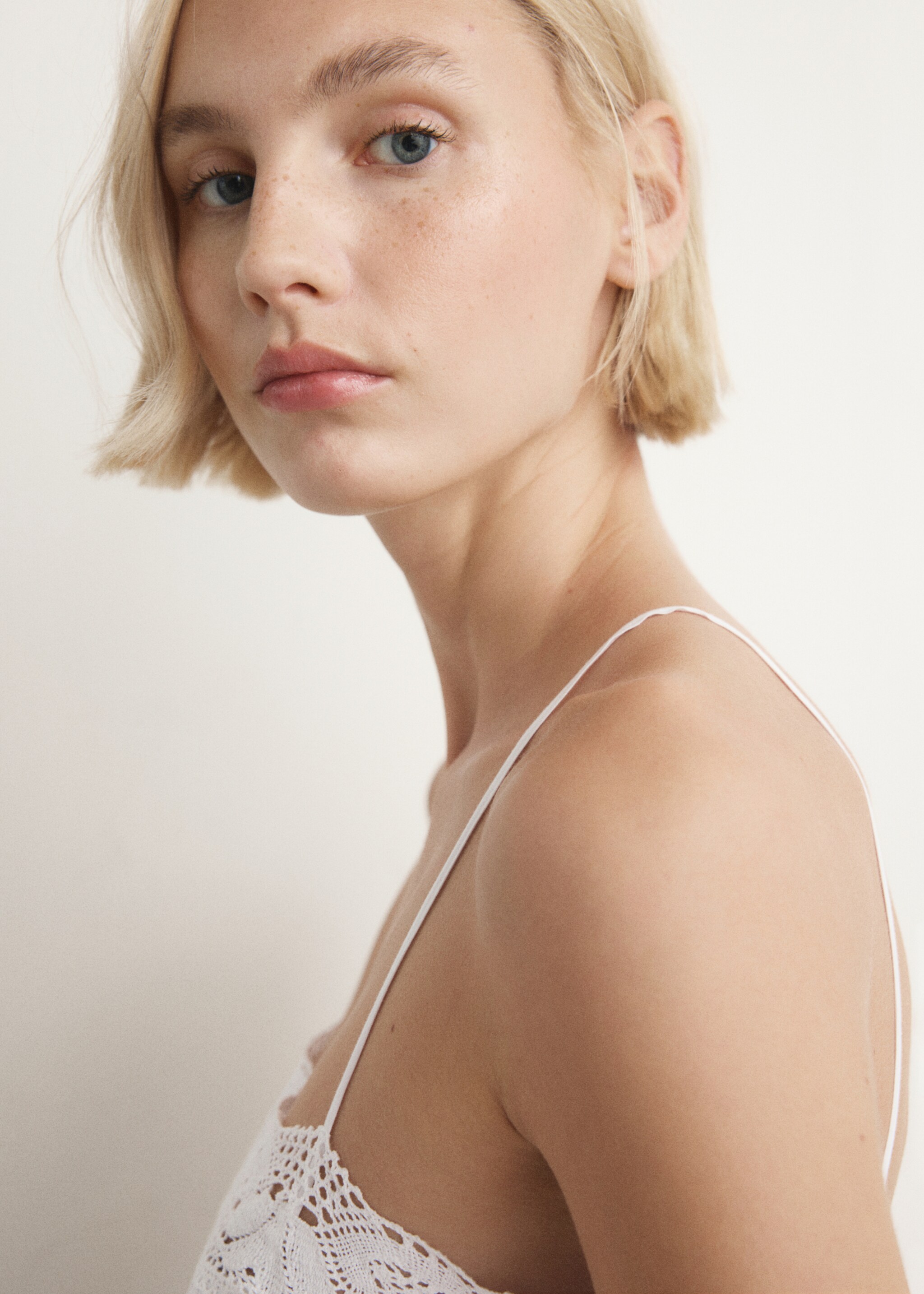 Cotton lace nightgown - Details of the article 1, White. Ref: 27071321-00.