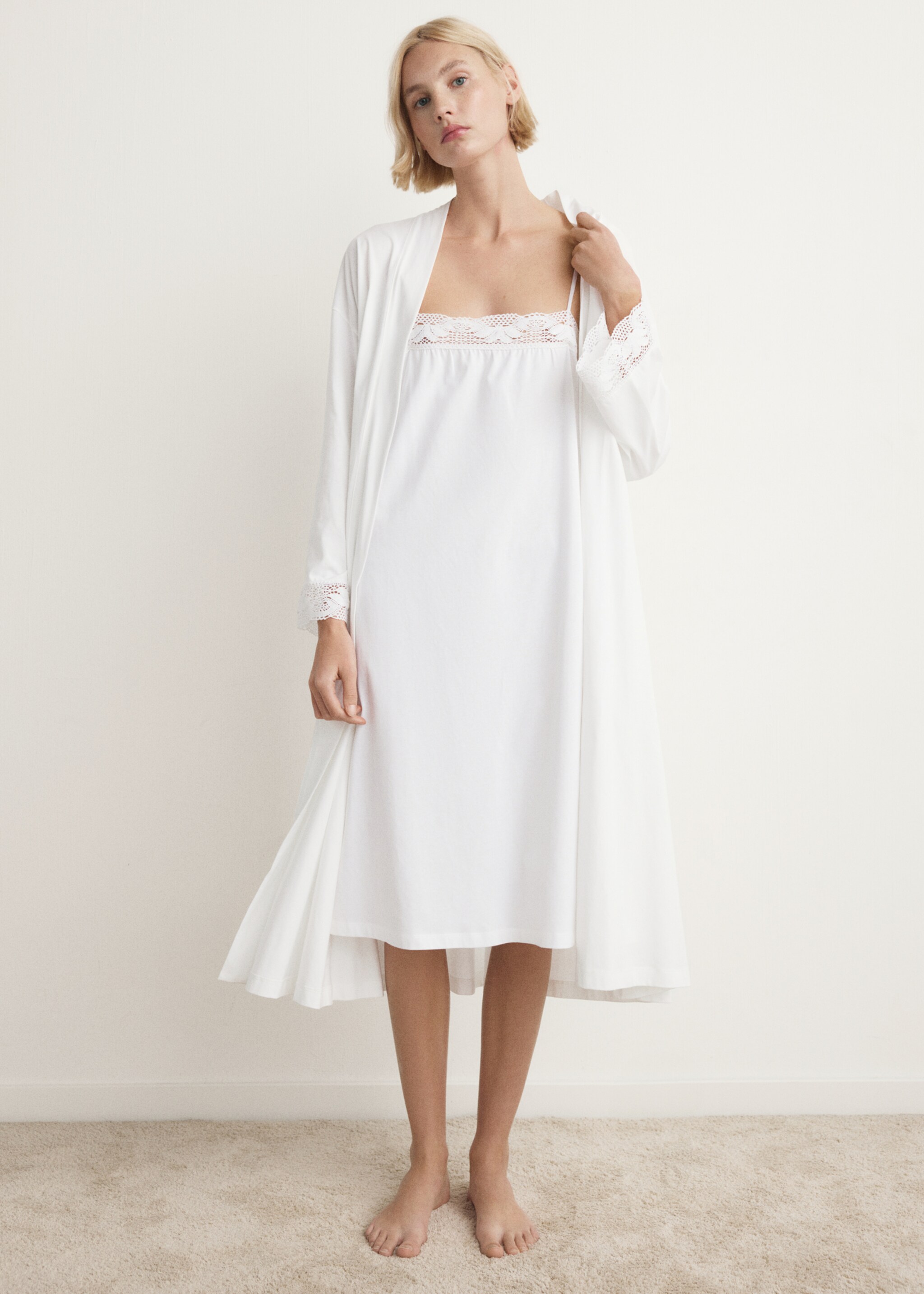 Cotton lace nightgown - Details of the article 2, White. Ref: 27071321-00.
