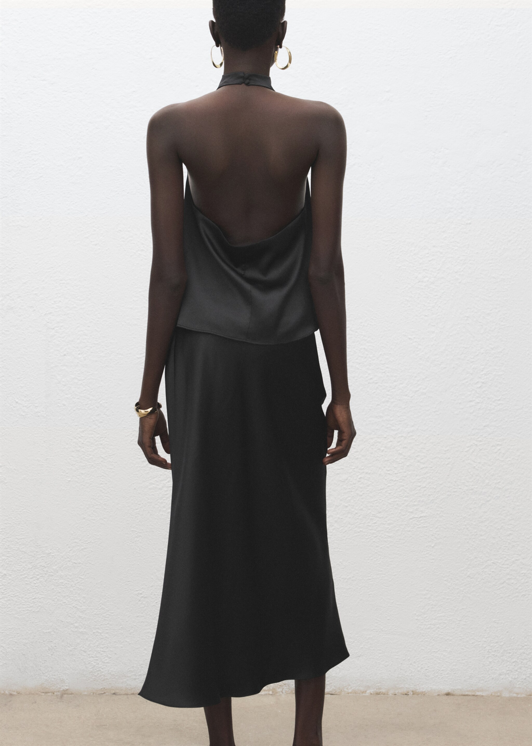 Draped neck satin top - Reverse of the article, Black. Ref: 27071327-00.