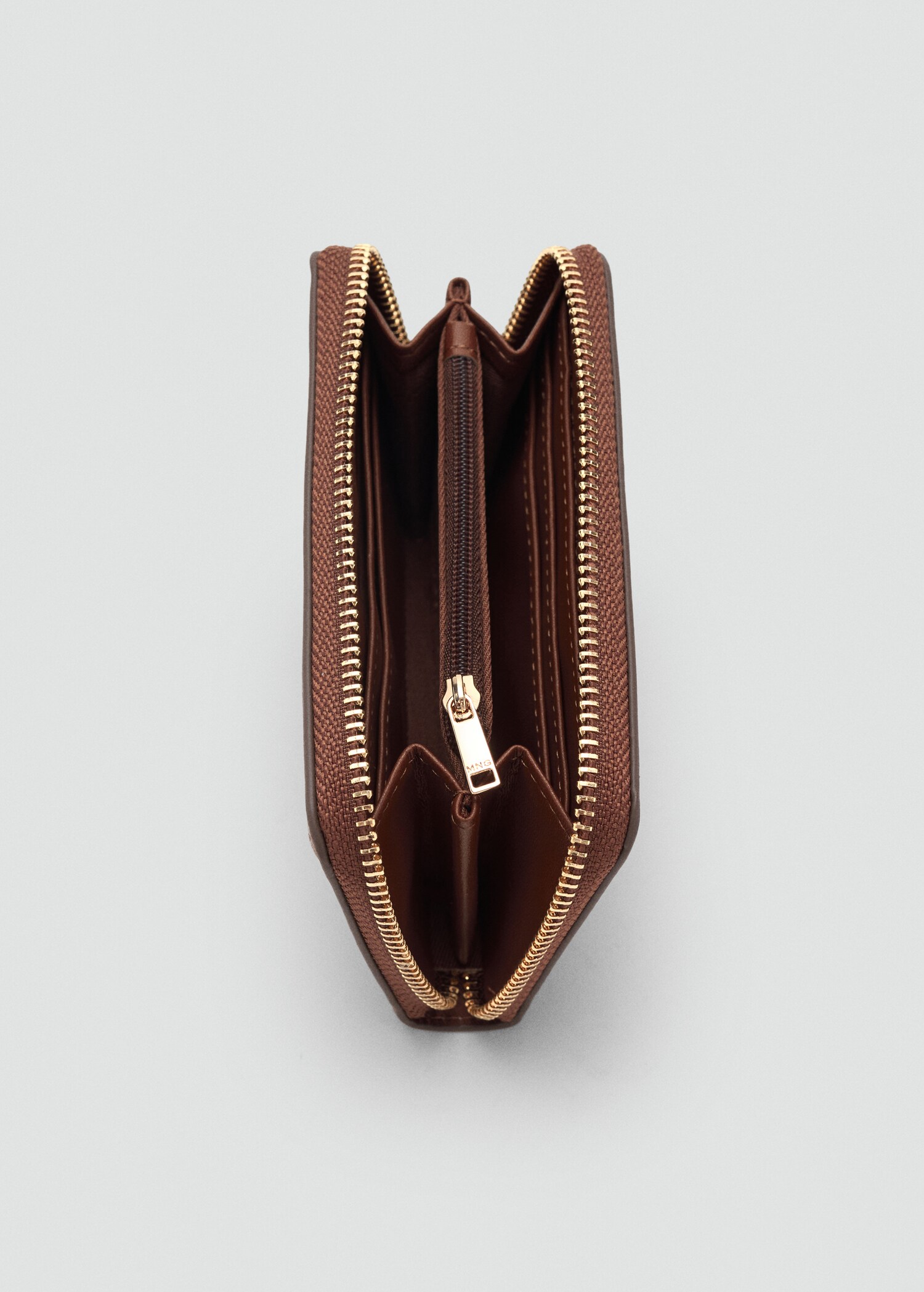 Medium wallet with logo print - Details of the article 1