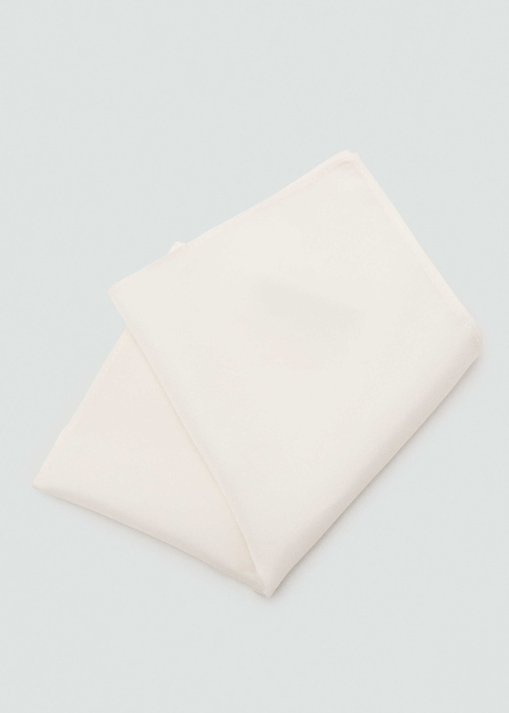 Handkerchief basico - Details of the article 1, White. Ref: 27071336-00.