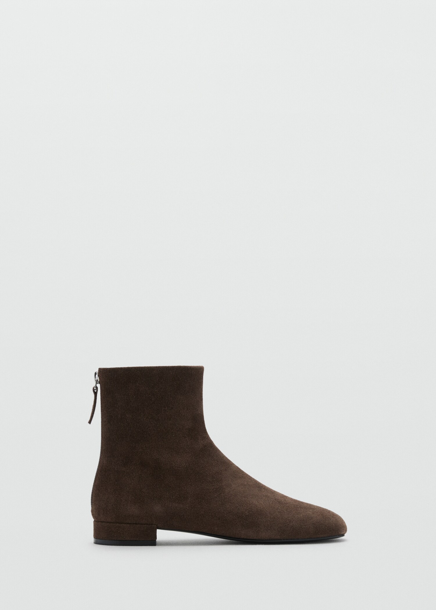 Suede ankle boots with round toe - Article without model