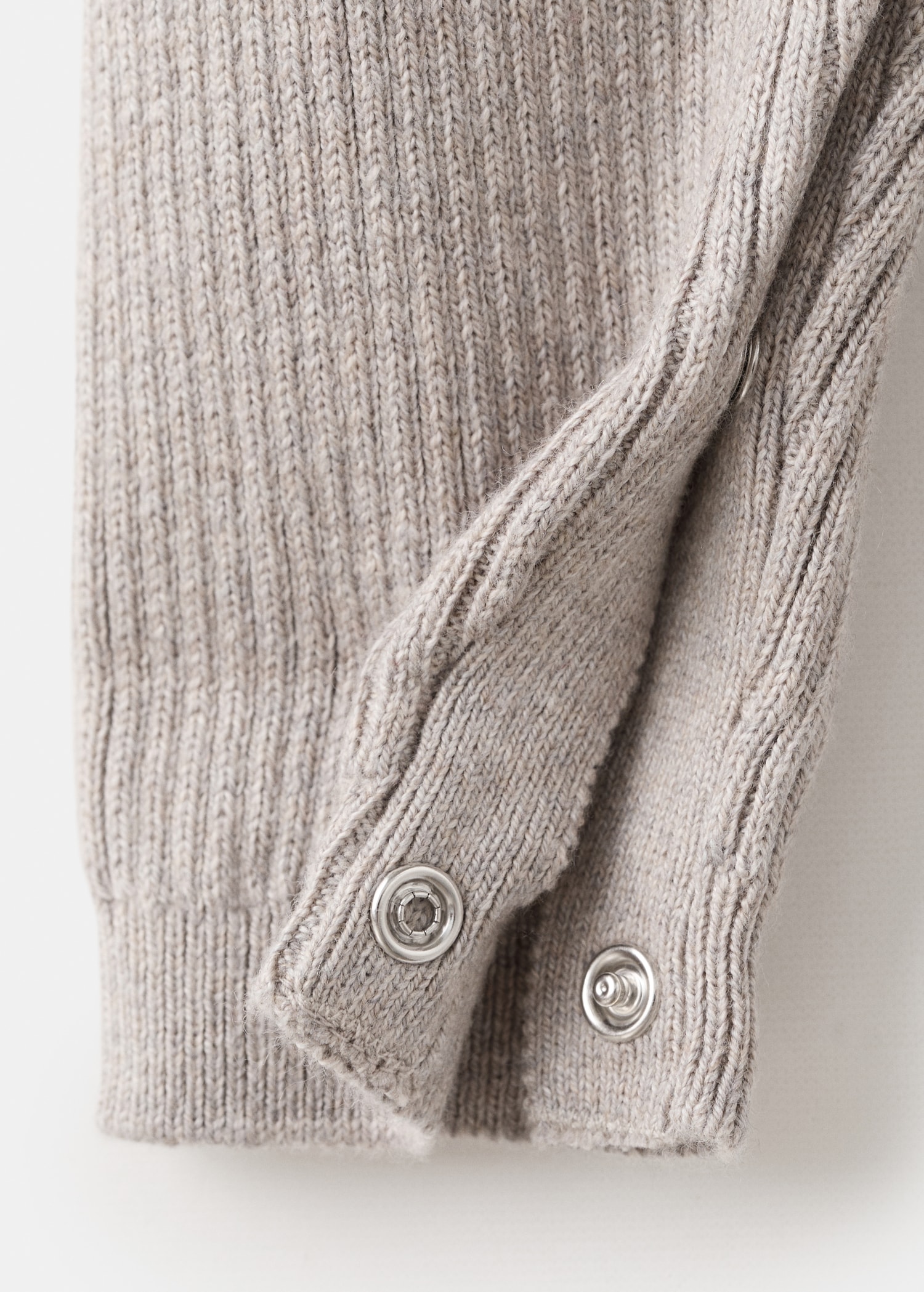 Langer Overall mit Knöpfen - Detail des Artikels 0