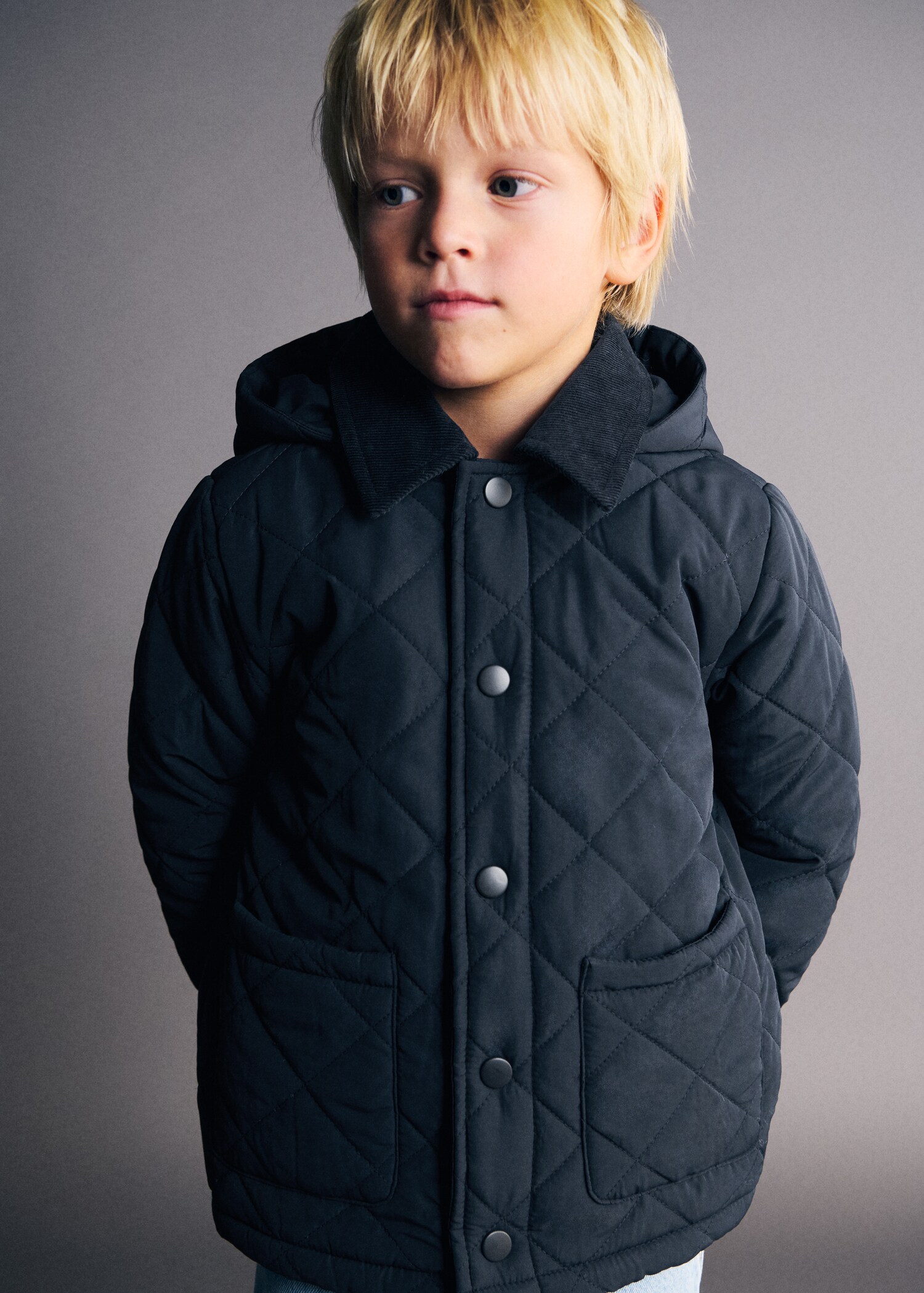 Quilted anorak with corduroy collar - Medium plane