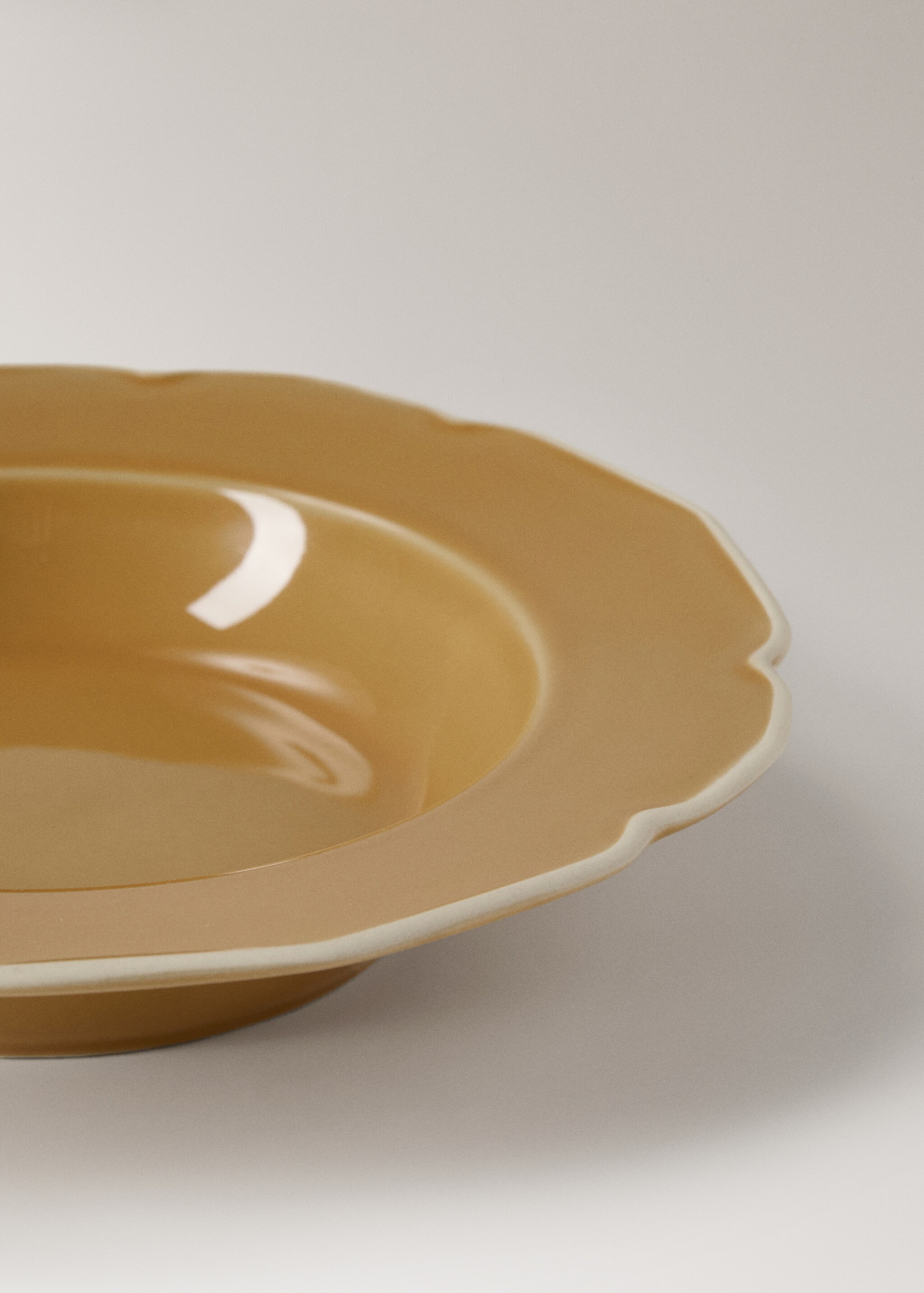 Stoneware deep plate with waves - Details of the article 2, Mustard. Ref: 27071524-00.