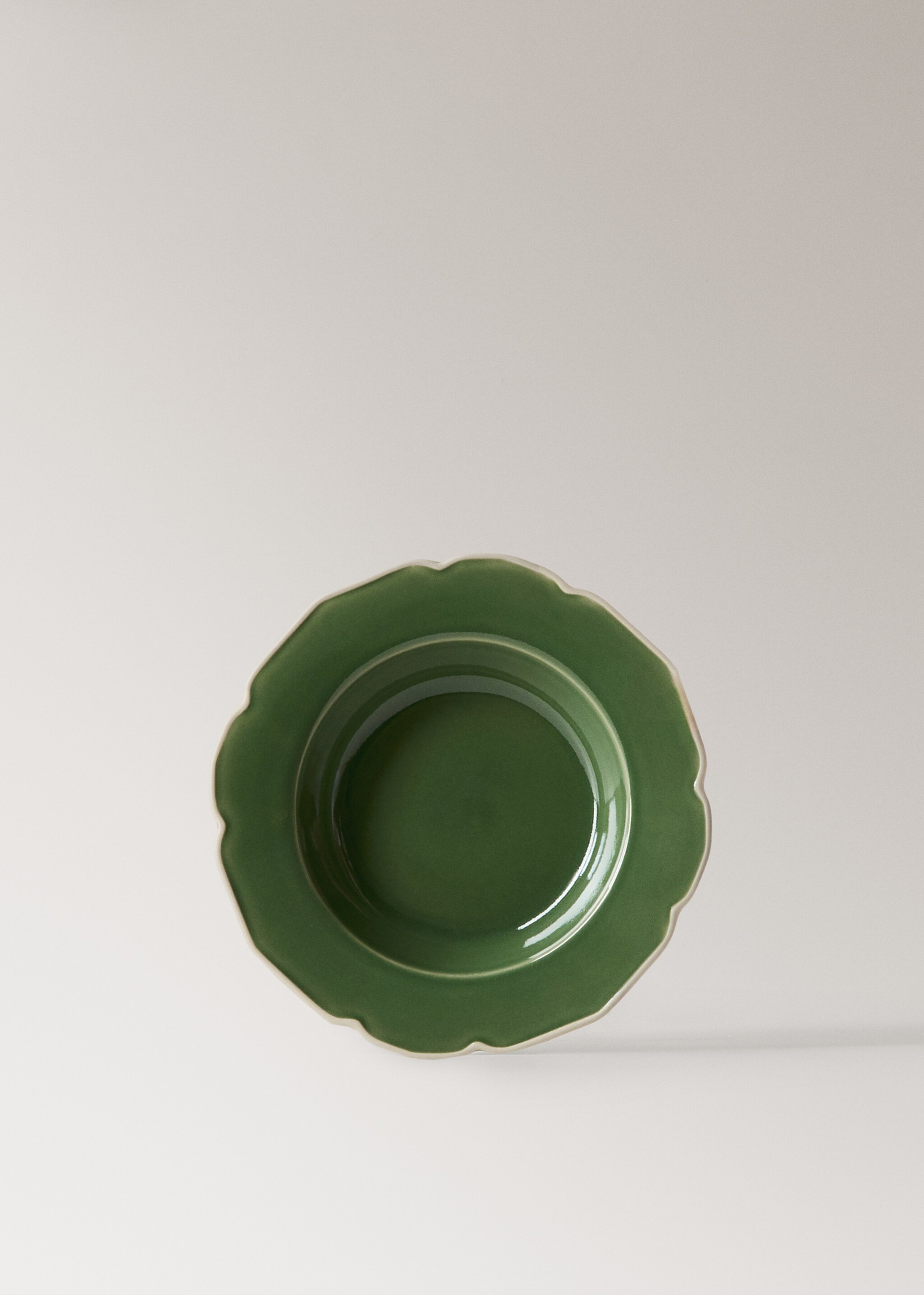 Stoneware deep plate with waves - Article without model, Green. Ref: 27071524-00.