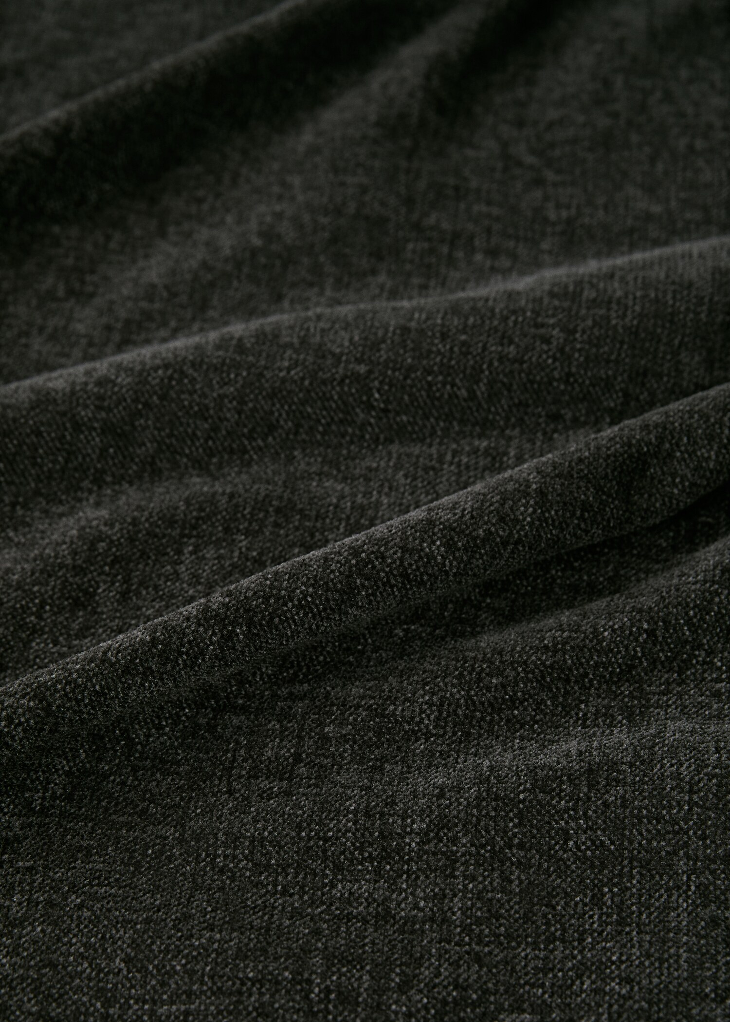 Chenille blanket with fringes - Details of the article 2