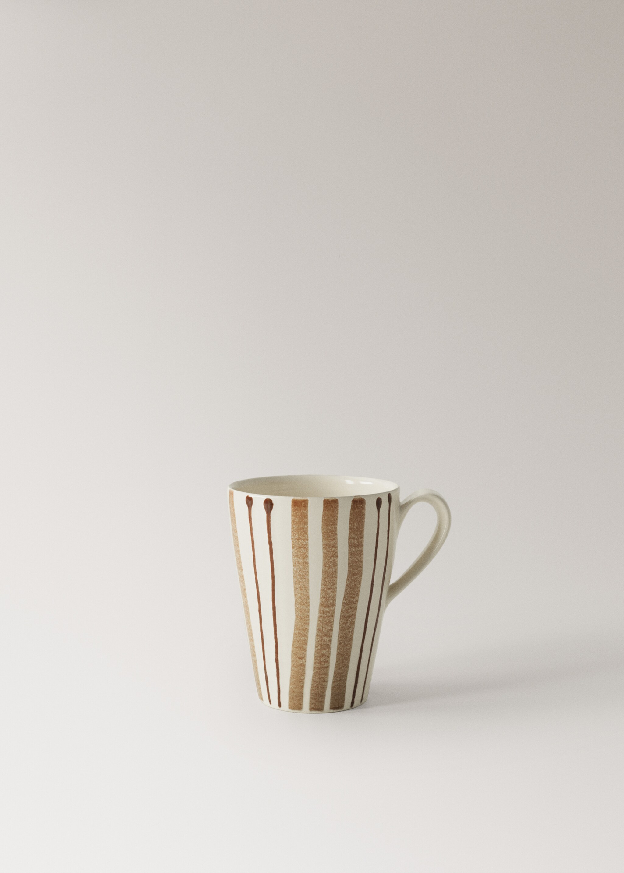Stoneware tea cup - Article without model, Brown. Ref: 27071527-00.