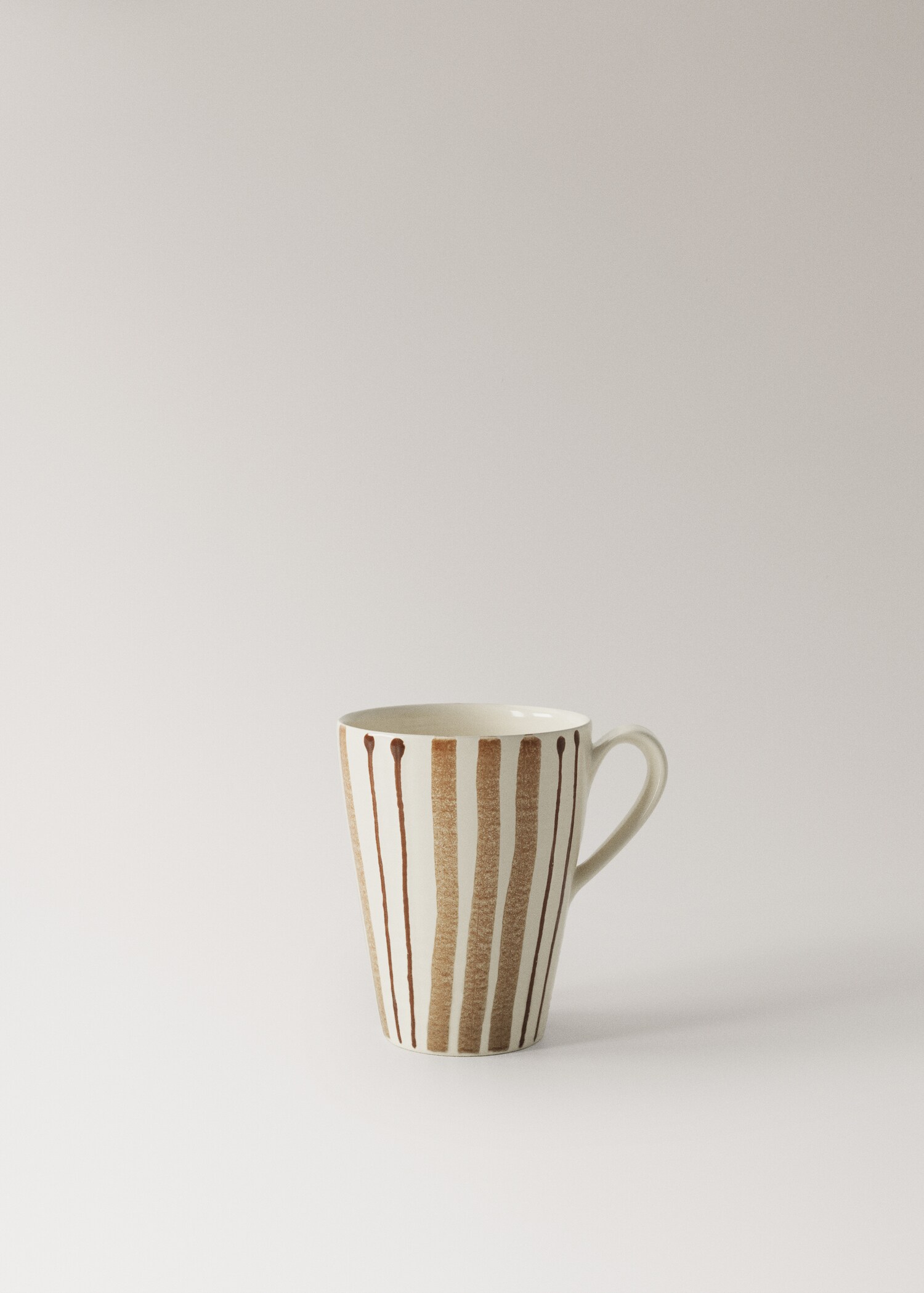 Stoneware tea cup - Article without model