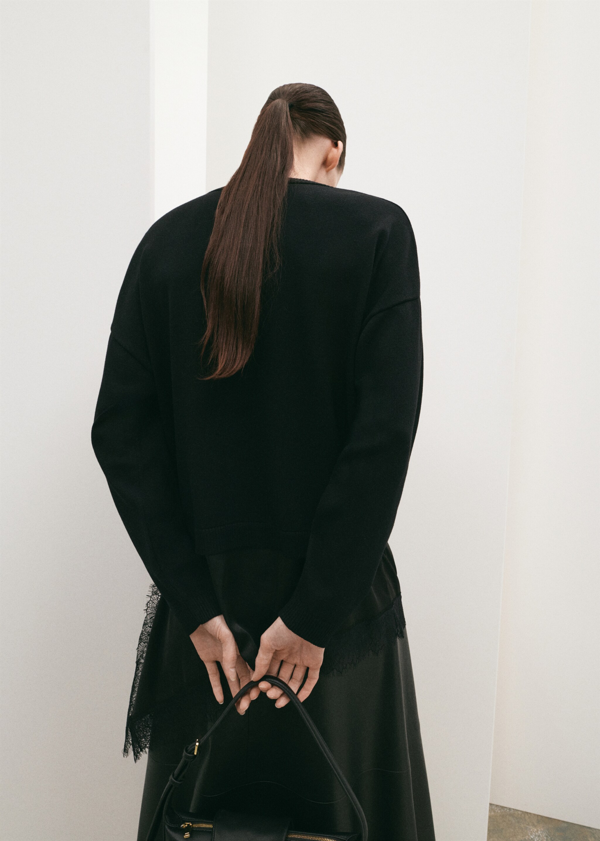 Pull long combiné dentelle - Verso de l’article, Noir. Ref: 27071534-00.