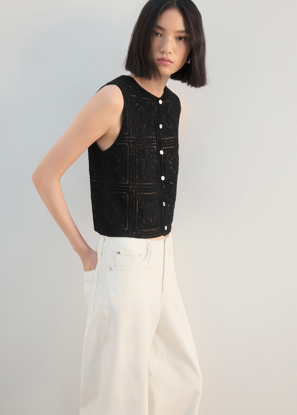 Crochet top with buttons