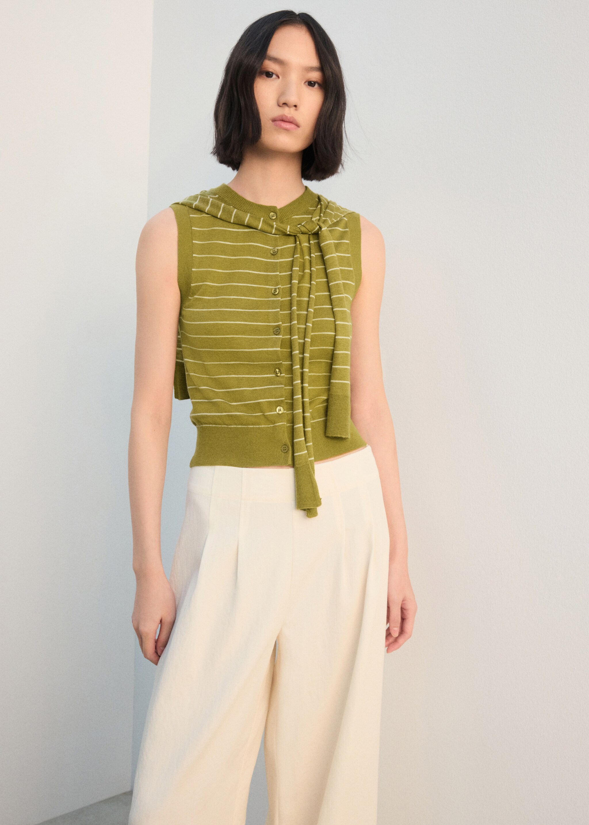 Chaleco combinado jersey - Plano medio, Oliva. Ref: 27072540-00.