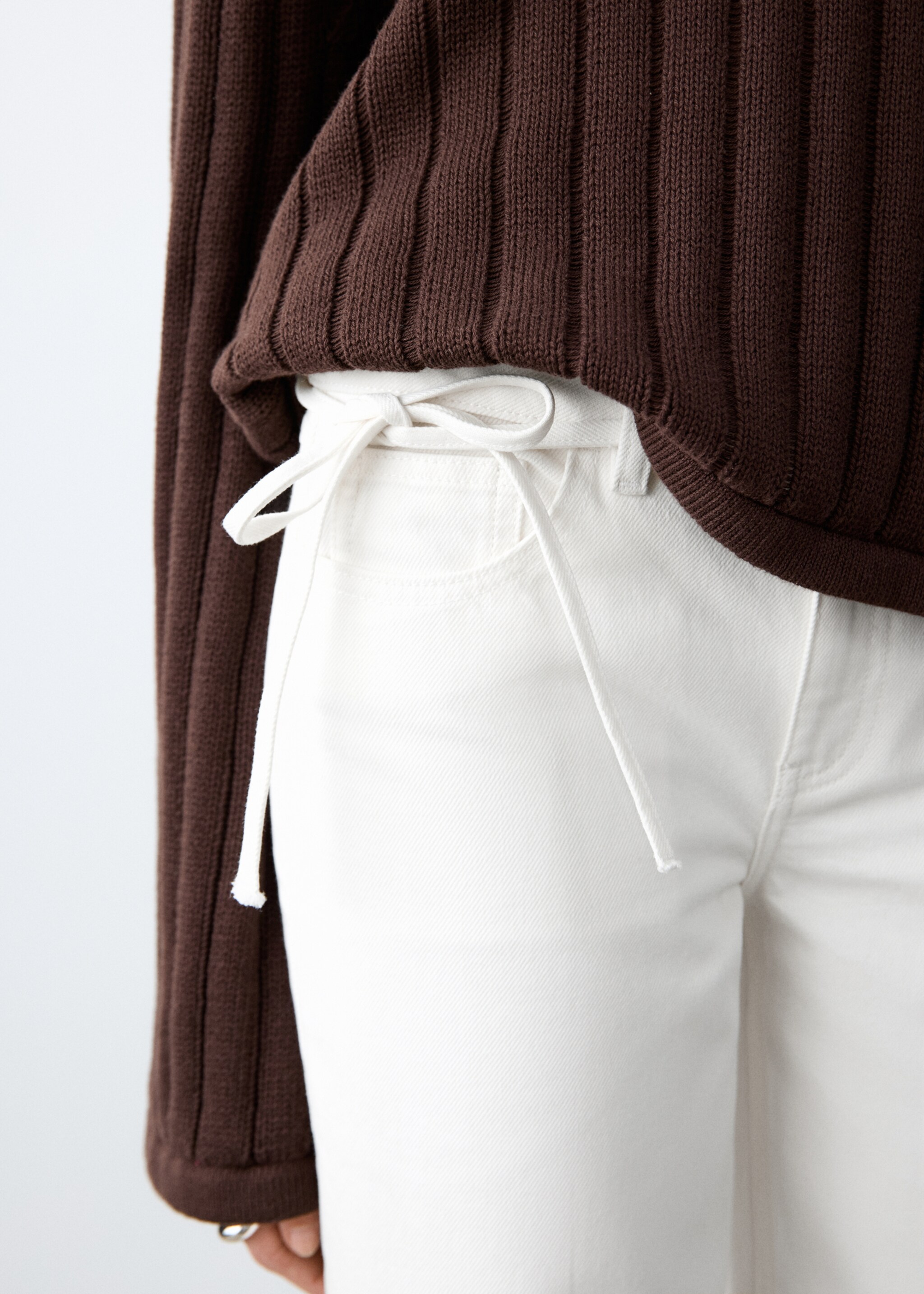 Jeans cord01 - Details of the article 6, White. Ref: 27072542-00.