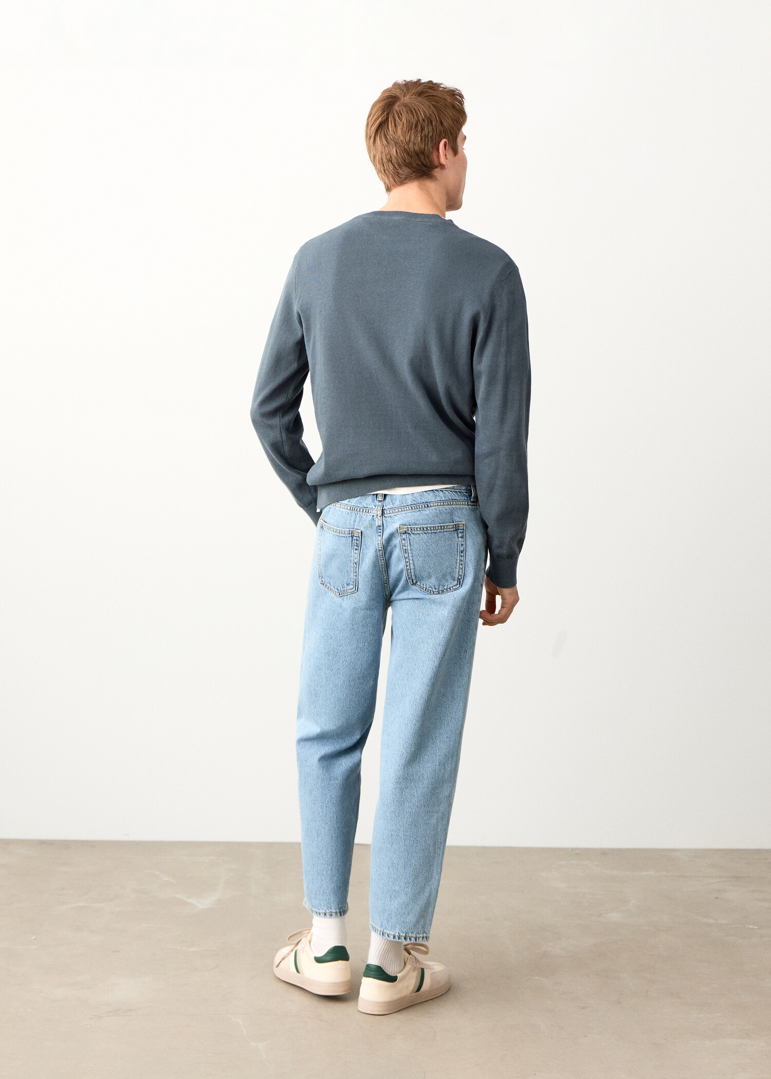 Relaxed fit jeans - Reverse of the article