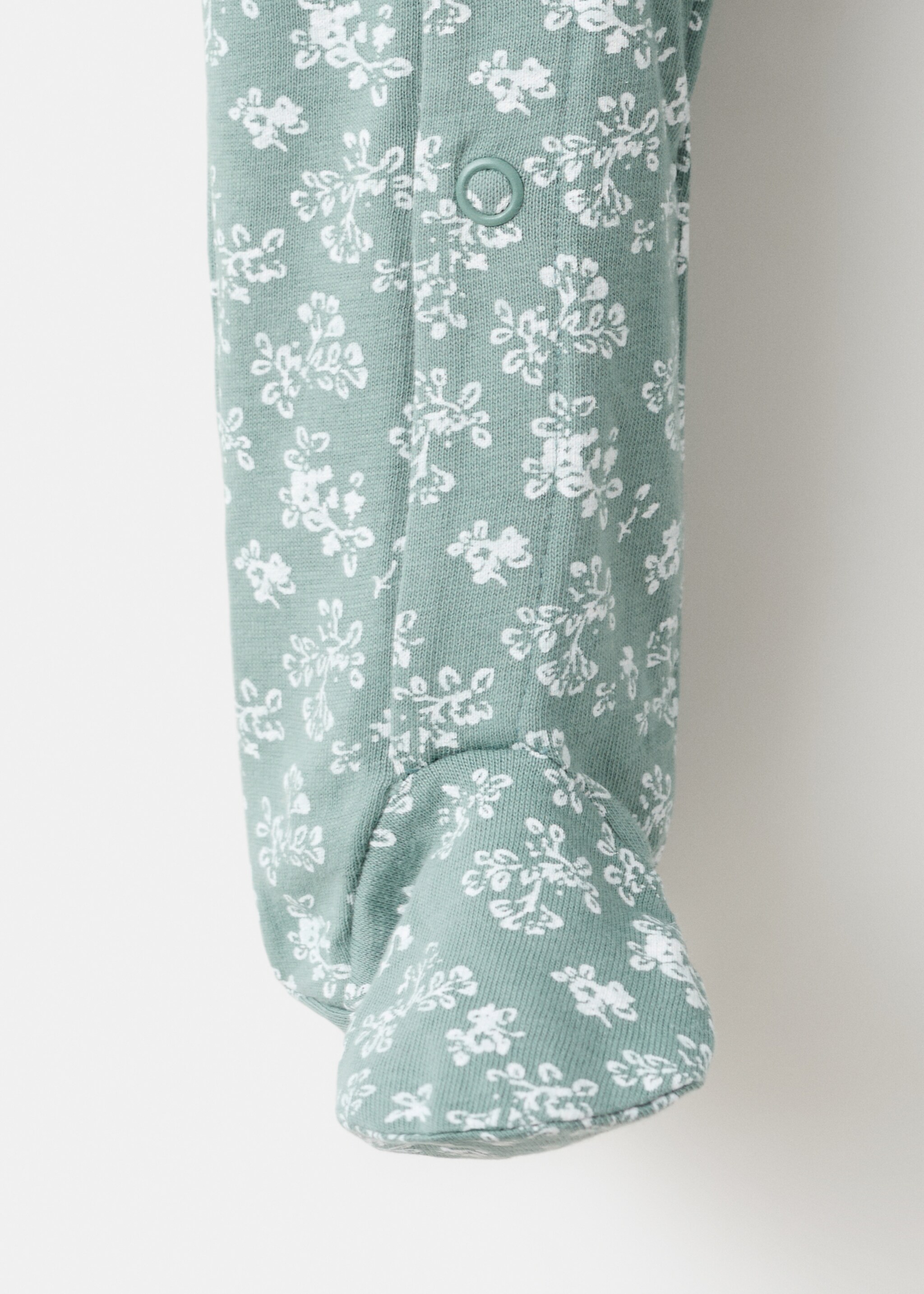 Printed long pyjamas - Details of the article 0, Green. Ref: 27072548-00.