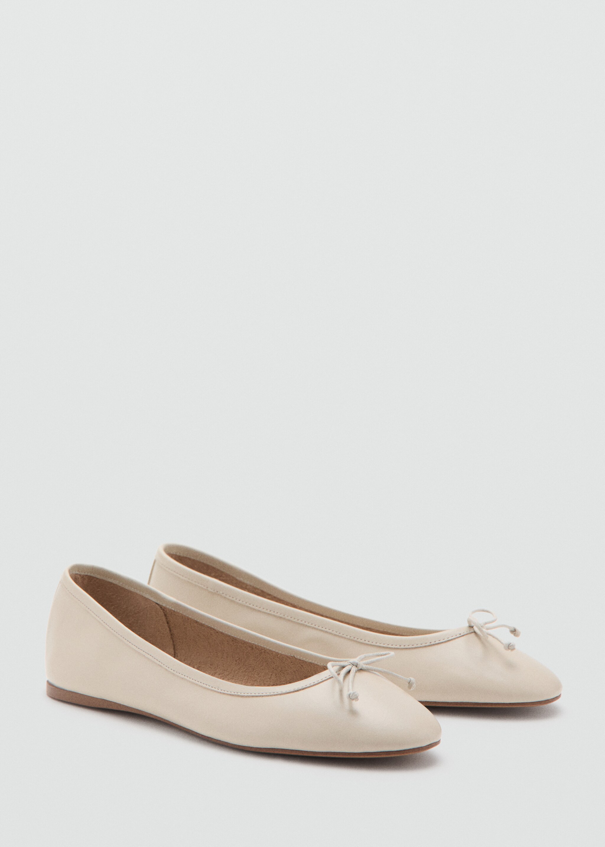 Leather ballet flats with bow - Medium plane, White. Ref: 27072552-00.
