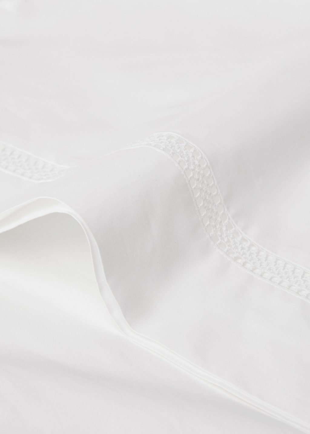 Cotton percale pillowcase with lace insert 45x110 cm
