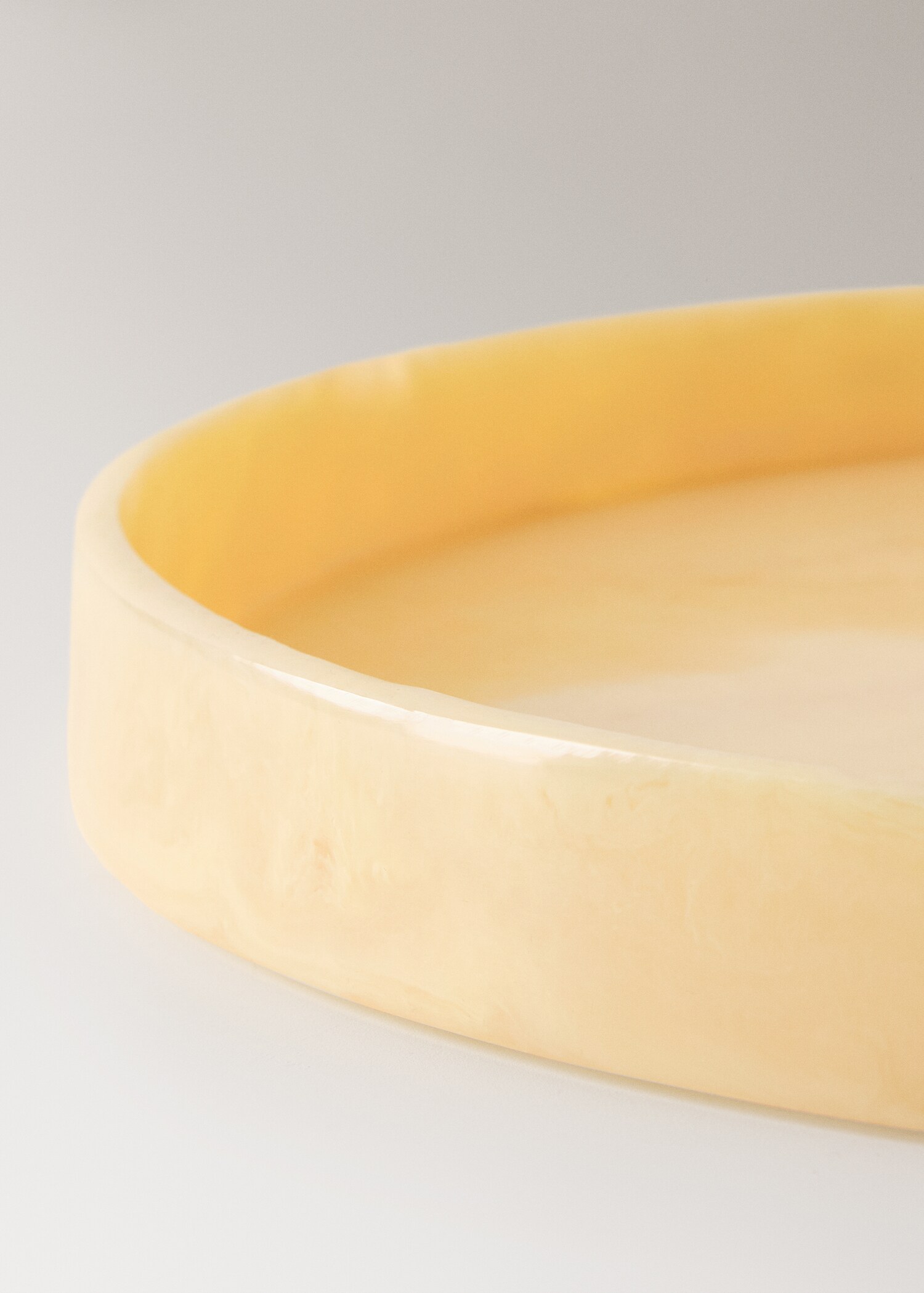 Large decorative resin tray - Details of the article 2