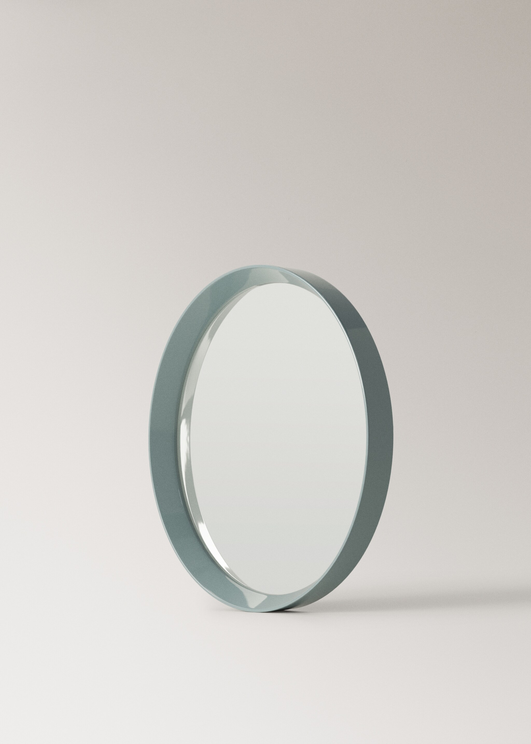 Round wood mirror - Details of the article 1, Aqua Green. Ref: 27072898-00.