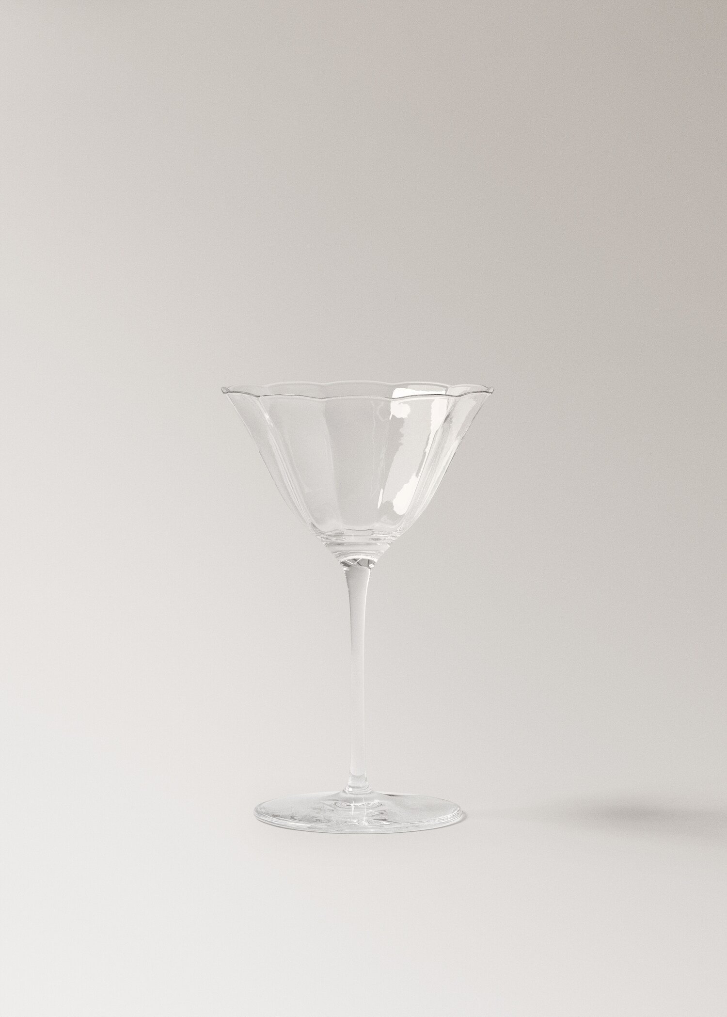 Weinglas aus Borosilikat im Wellenform-Design - Artikel ohne Model