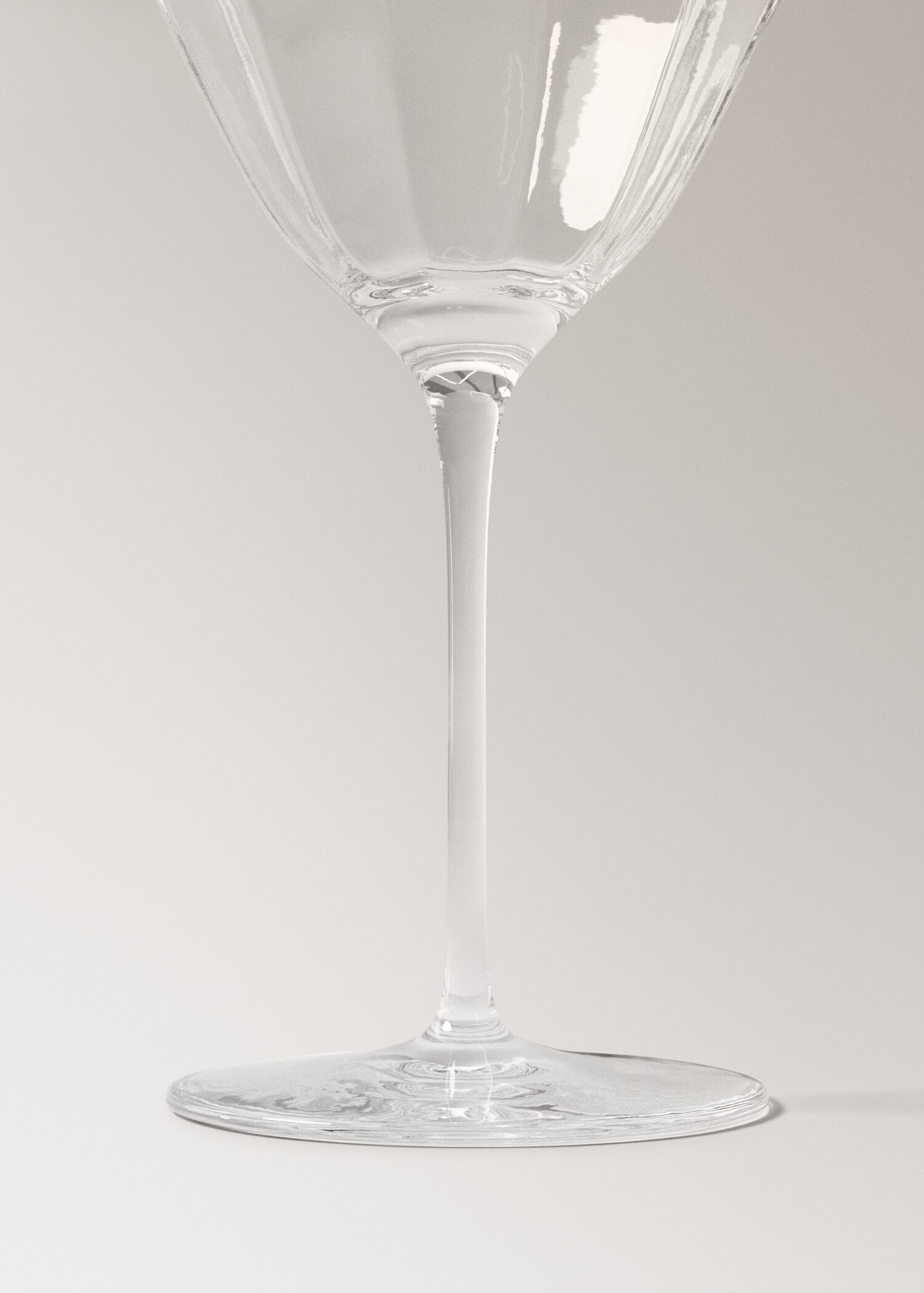 Weinglas aus Borosilikat im Wellenform-Design - Detail des Artikels 1