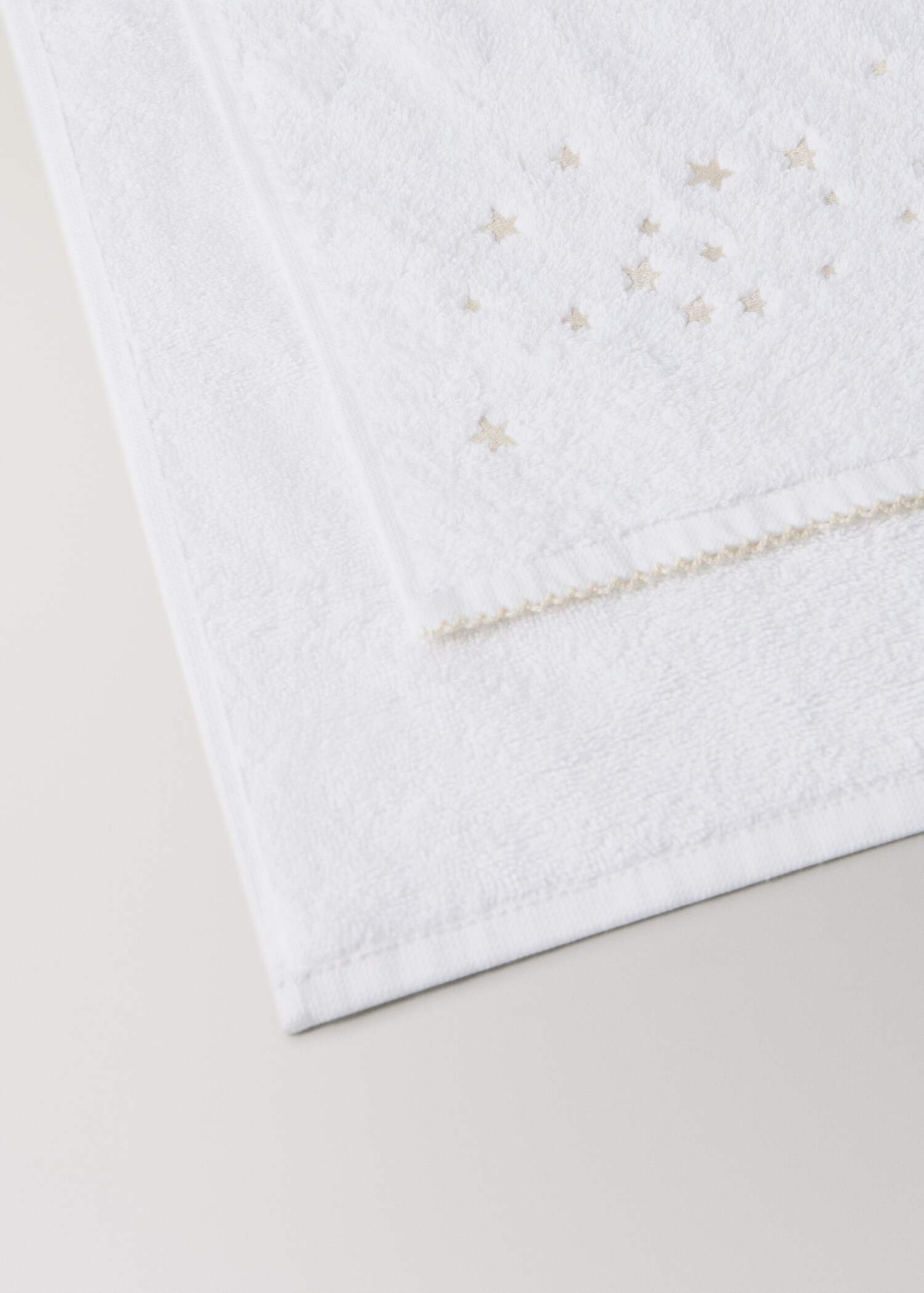 Kinder-Duschtuch mit eingestickten Sternen - Detail des Artikels 1