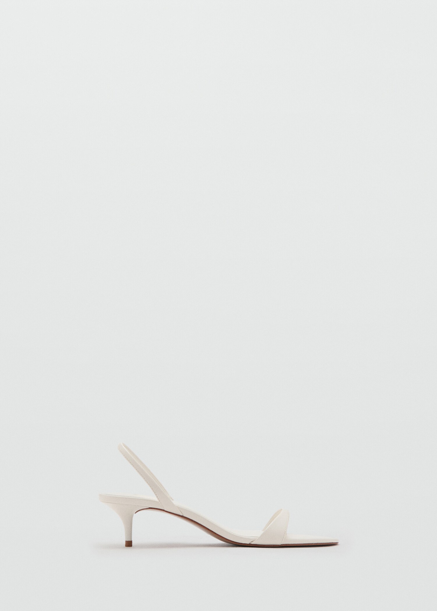 Kitten-heel sandals with strap - Article without model