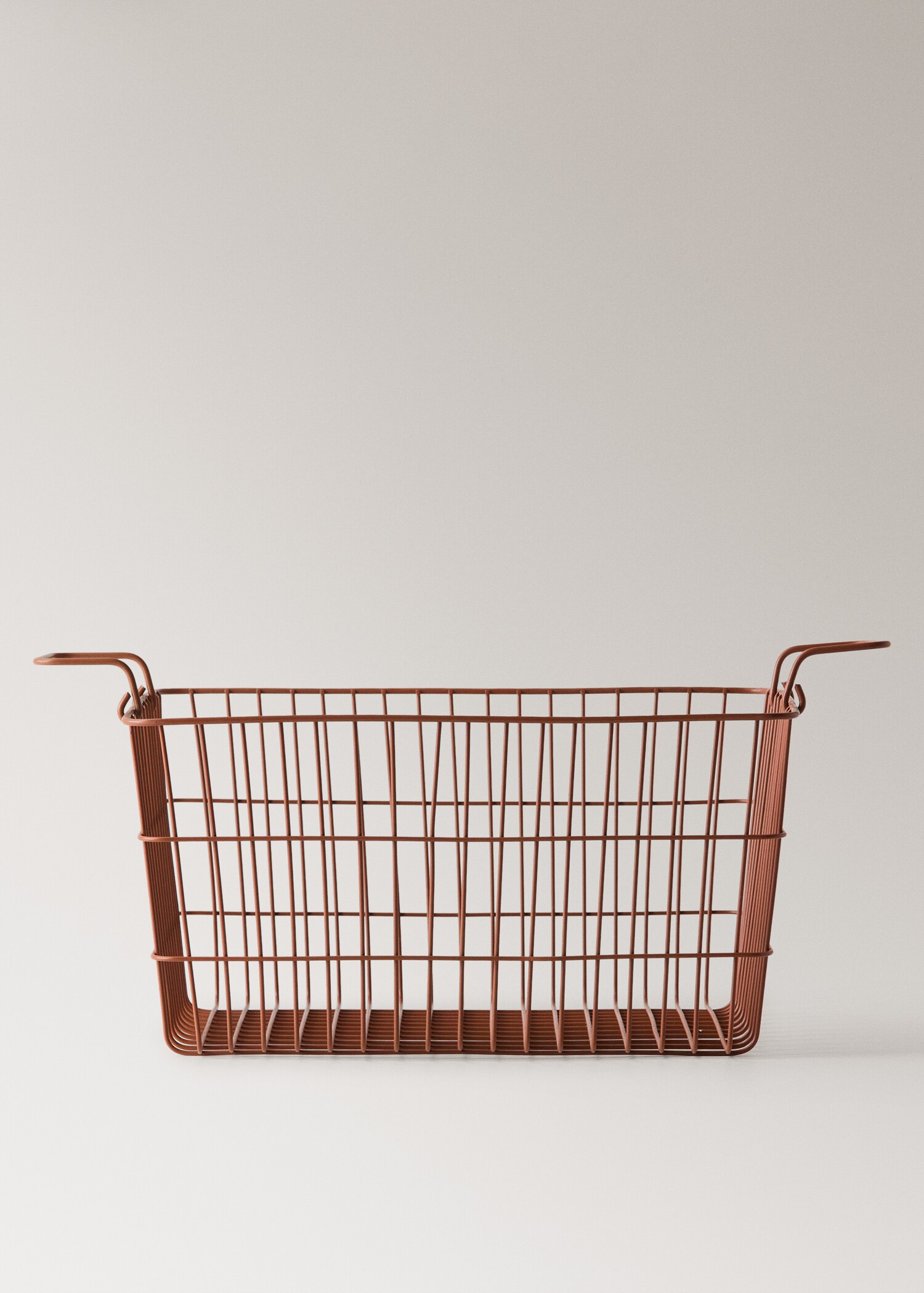 Large metal basket with handles - Article without model