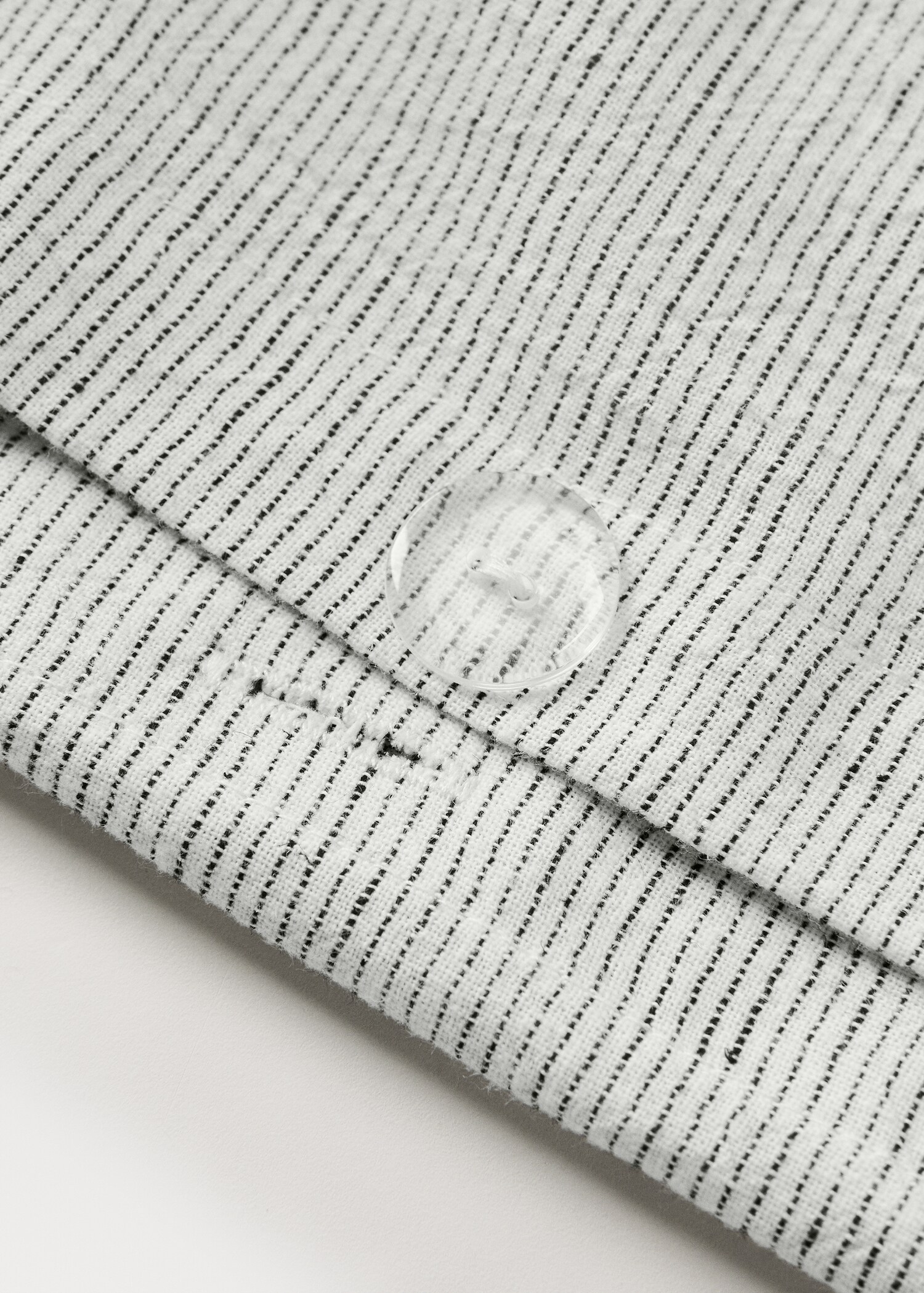 Fine striped cotton-linen duvet cover for a 90 cm bed - Details of the article 2