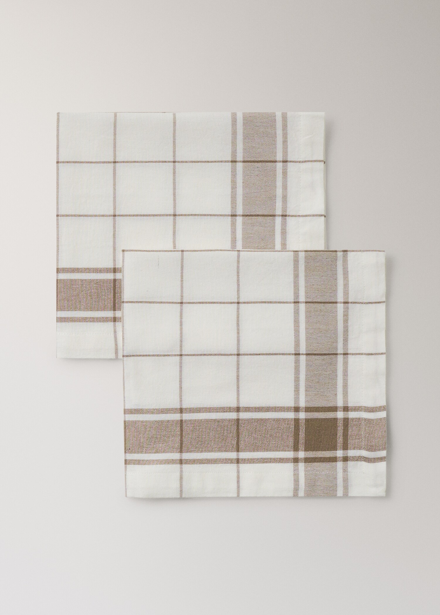 Napkin ventana - Details of the article 1