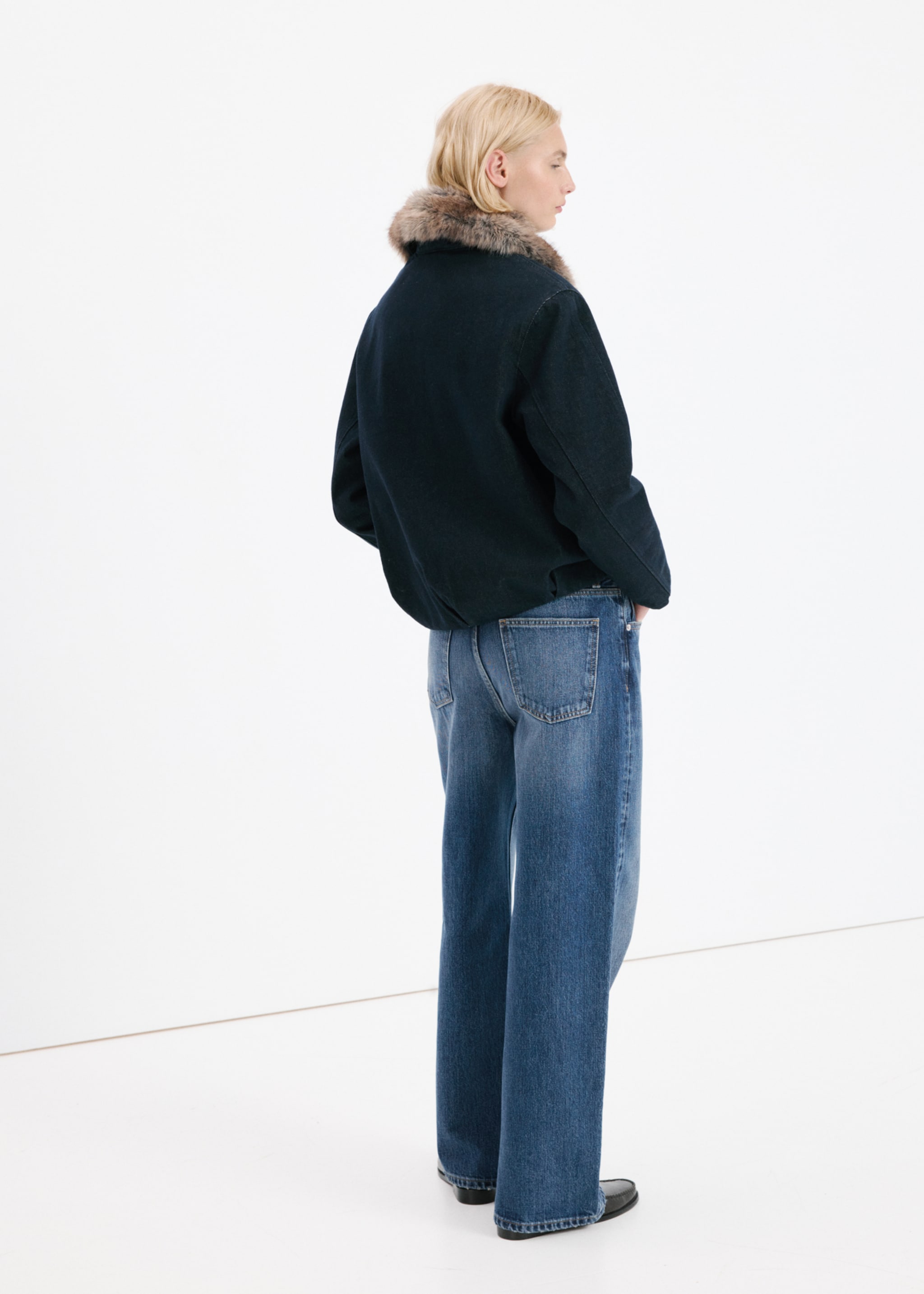 Jean droit taille basse - Verso de l’article, Bleu foncé. Ref: 27073293-00.